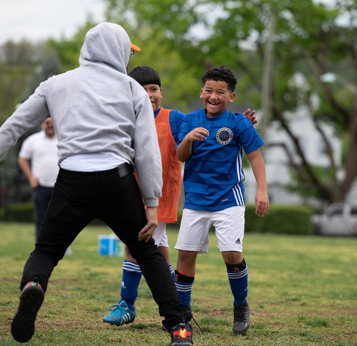 Smiles only come from one place, and that's the heart⚽️💙💪

Giovanni Hernandez scored his first goal, and it was a GOLAZO. Keep moving mountains kid! 

#haledon #prospectpark #northhaledon #paterson #passaiccountynj #njsoccer #usyouthsoccer