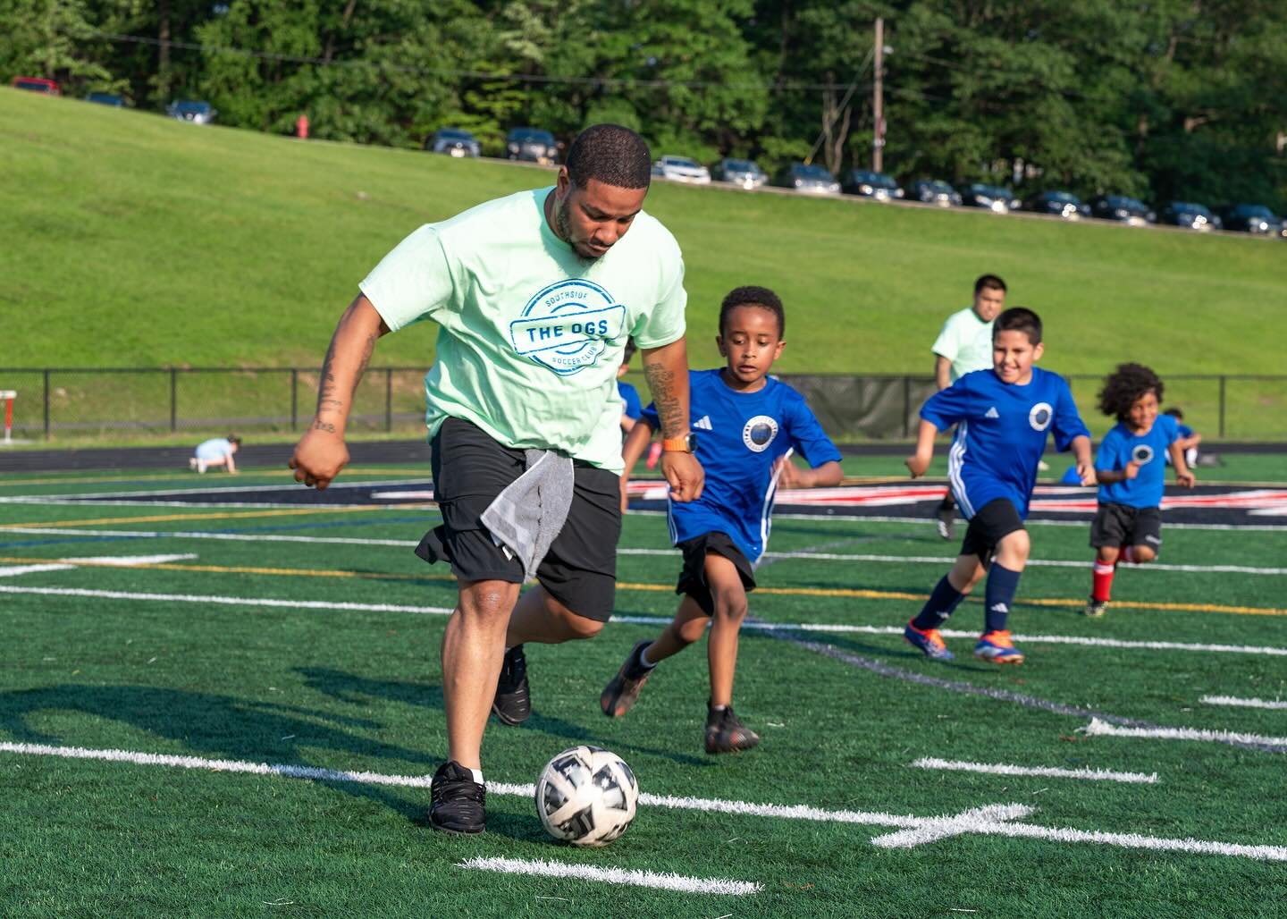 The OGs had to remind these New Gens who&rsquo;s still the best!!!😁⚽️☀️ A heartfelt thank you to everyone who joined us! Your presence made all the difference! The picture link was sent to the club📸

#Haledon #NorthHaledon #ProspectPark #Hawthorne 