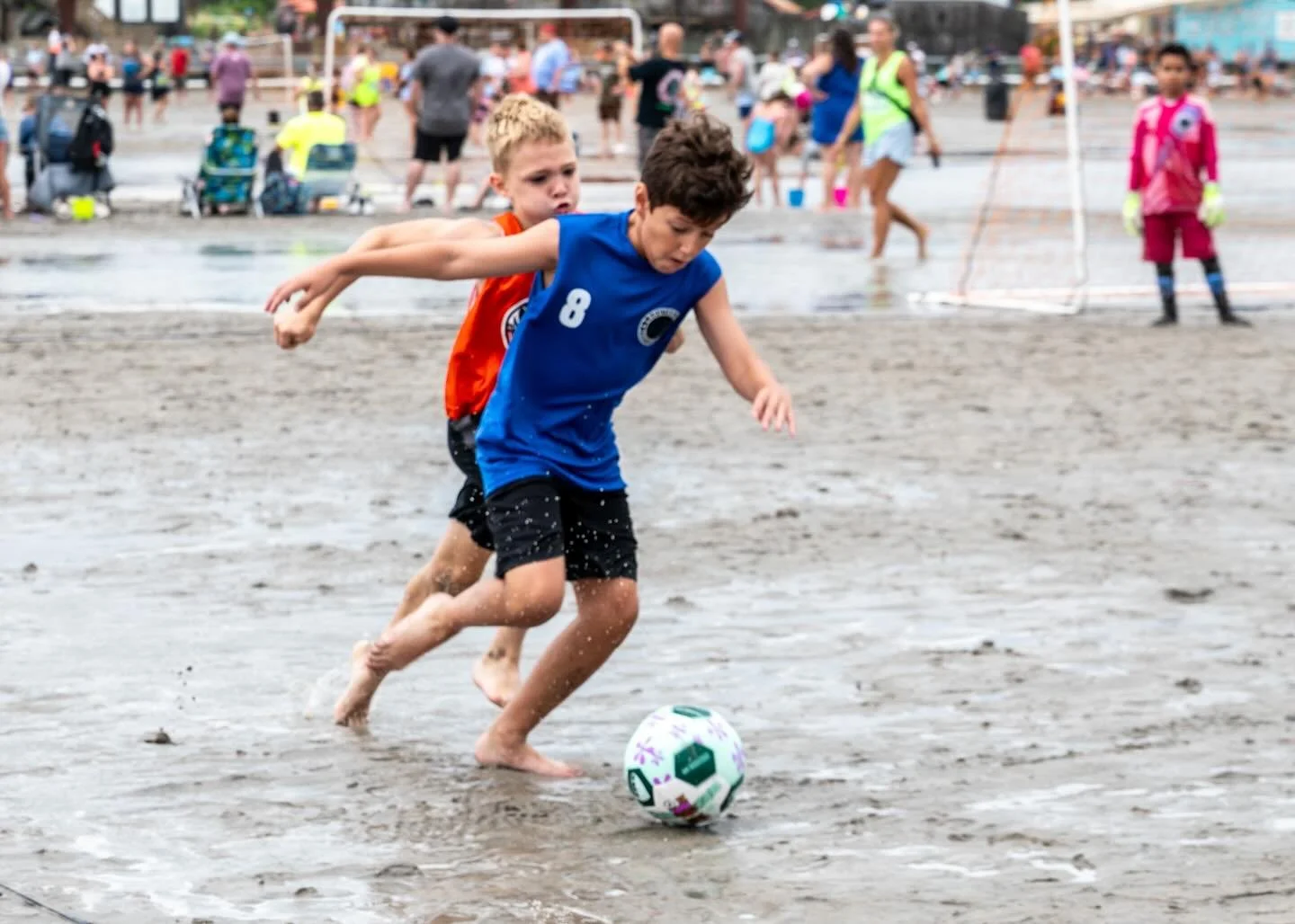 A little summer beach ball ⚽️🌊☀️🎢🎡🍦😎

#Haledon #NorthHaledon #ProspectPark #Hawthorne #Wayne #Paterson #PassaicCountyNj #NjSoccer #NjSoccerTryouts
#Futsal #USSoccer #USYouthSoccer #Futsal #FutsalNj #SoccerClub #TournamentsNj #FutsalTournament