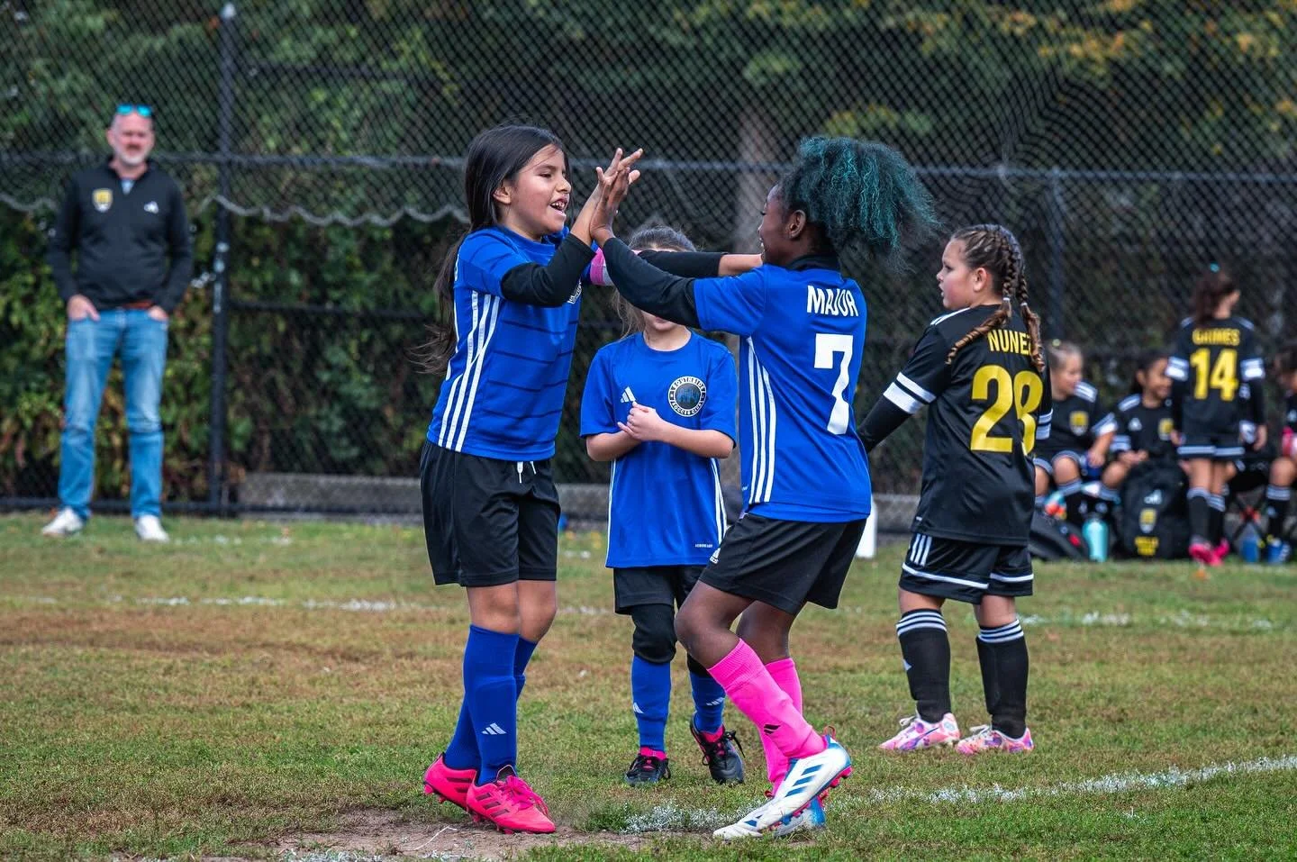 Let's hear it for our youngest girls in Southside! Cheers for the U9/U8 Girls and their incredible season! ⚽️😁📣

#Haledon #NorthHaledon #ProspectPark Hawthorne Wayne Paterson PassaicCountyNj NjSoccer NjSoccerTryouts
Futsal USSoccer USYouthSoccer Fu