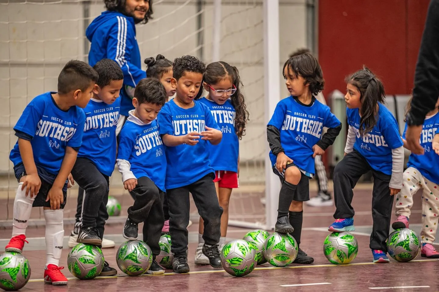 Our Mini Blues Program is the perfect introduction for our youngest soccer players! We begin accepting children as young as 3 years old, and it's the start of a wonderful journey. A big thank you to all the parents who participated in our Fall Mini B