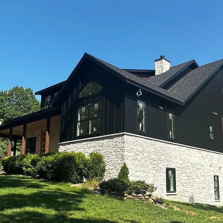 ✨ Transform your home&rsquo;s exterior with Southwestern Exteriors! ✨
Whether you&rsquo;re looking for a subtle upgrade or a complete makeover, our team has the products and expertise to make it happen. From beautiful siding to durable soffit and fas