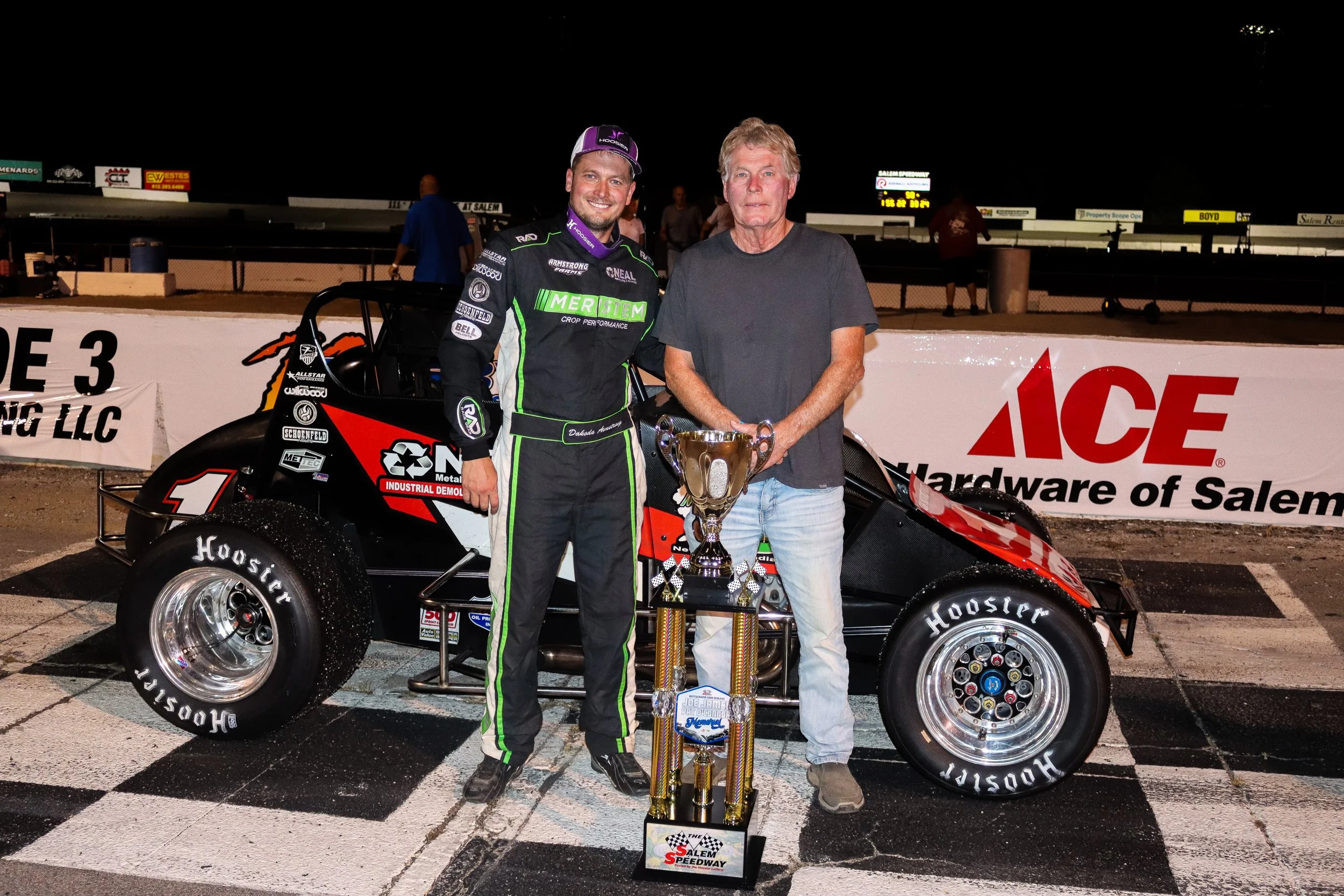 Armstrong Regains 500 Tour Points Lead With Salem Win