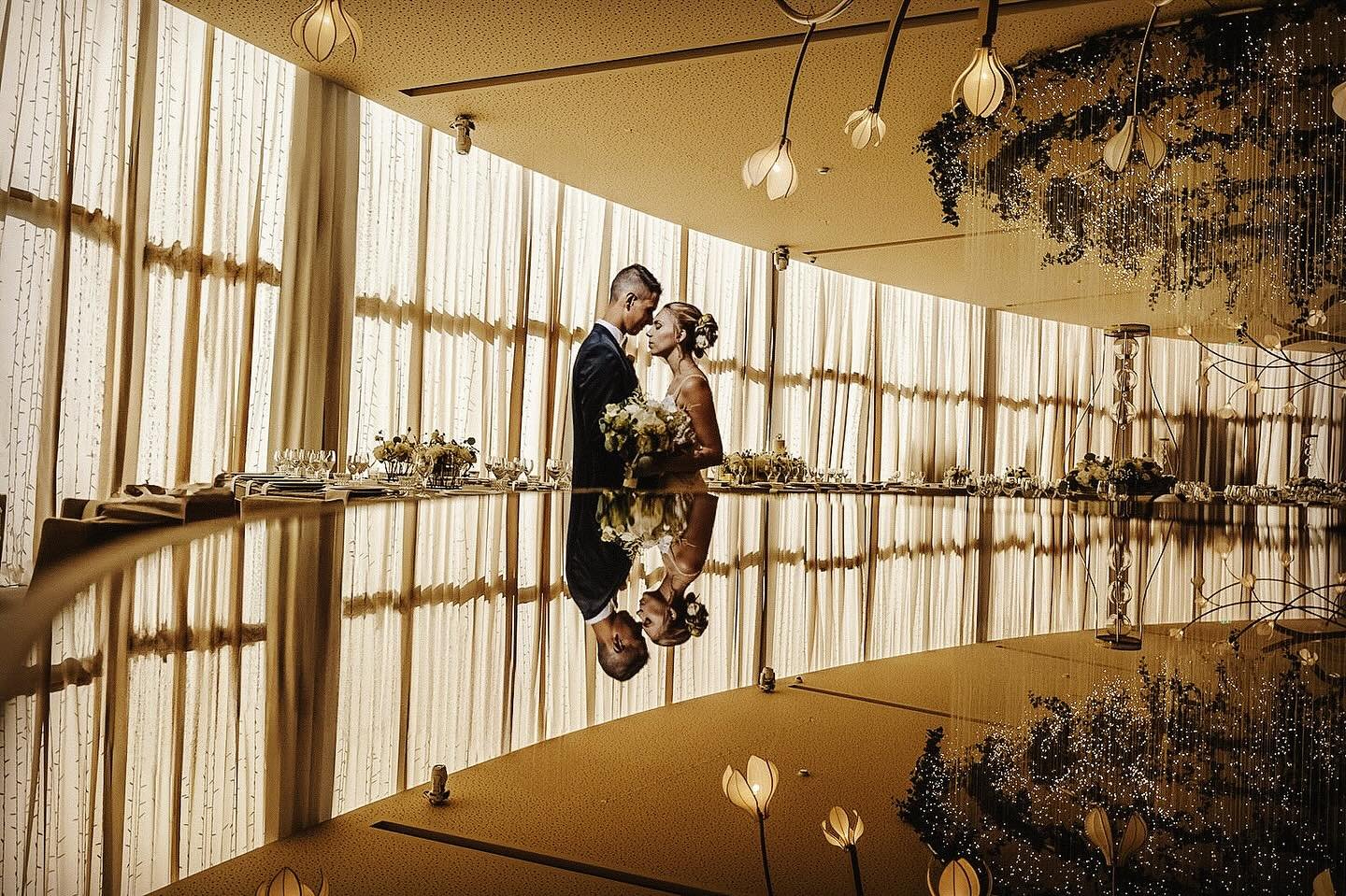 O amor &eacute; o seu destino | Love is their destination
📷: @pintart_wedding 
📍: @casa_de_anciaes 
🔈: @jleventsagency | @loicjandia 

-
#Mobiledj #evententertainment #weddingdj #parties #destinationweddingsj #frenchdj #music #portugalinlove #wedd
