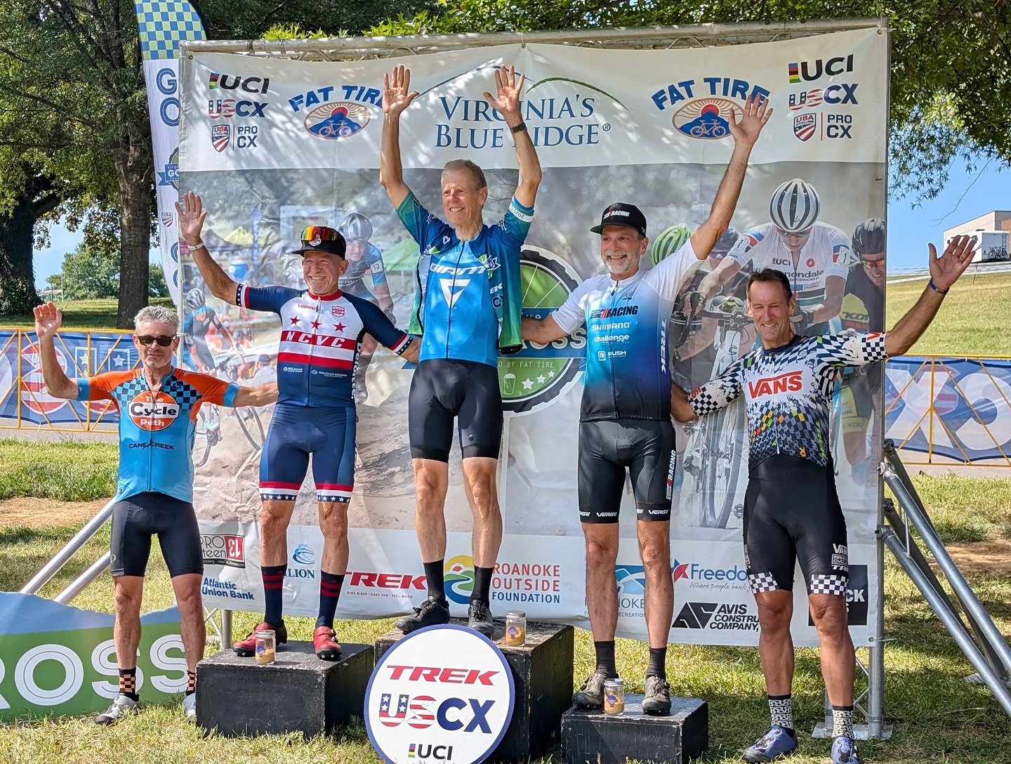 Congrats to my teammate @carlreglar for taking the double win at @gocrossrace in the men&rsquo;s 60+ field!