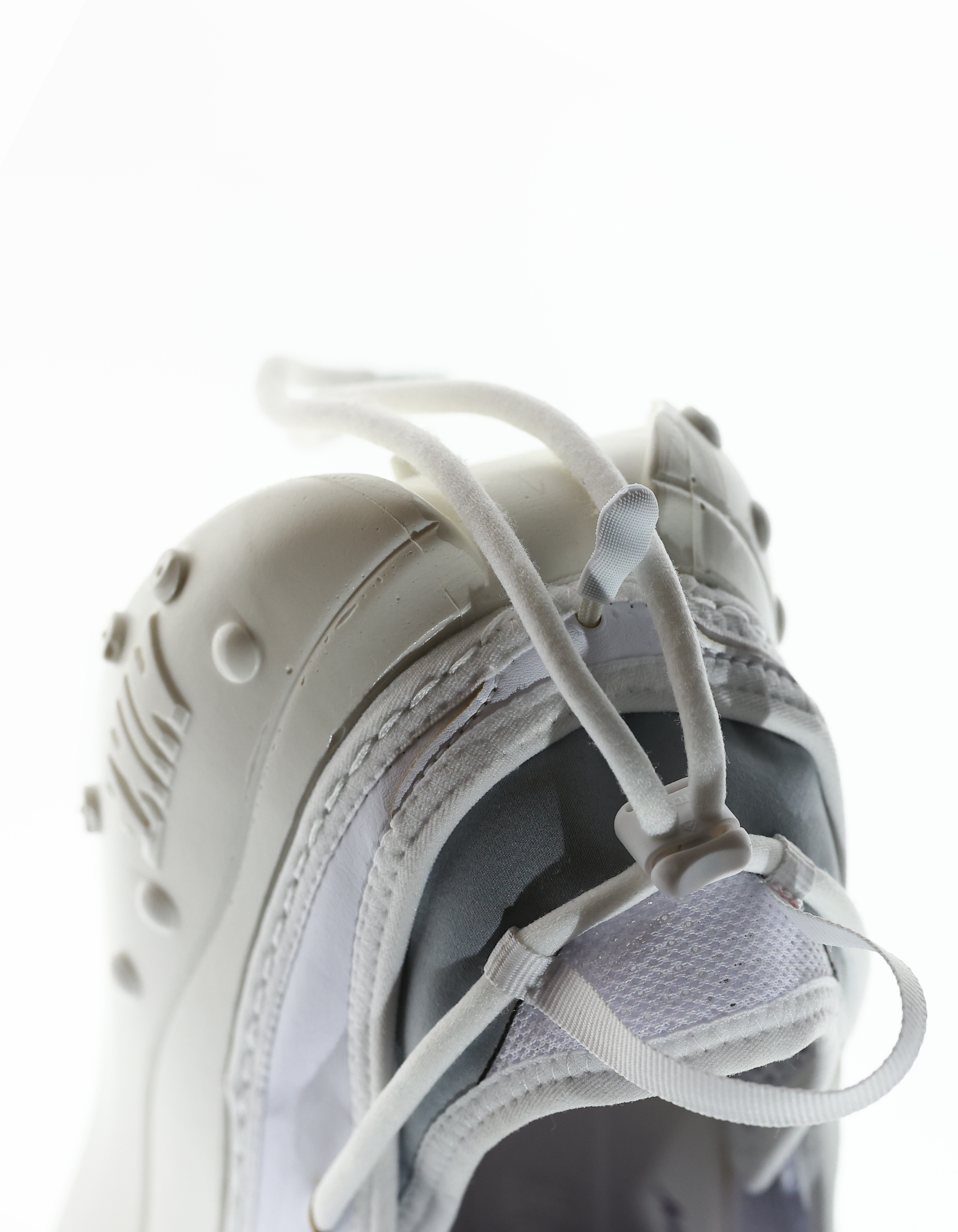 TETRA HEEL1.png