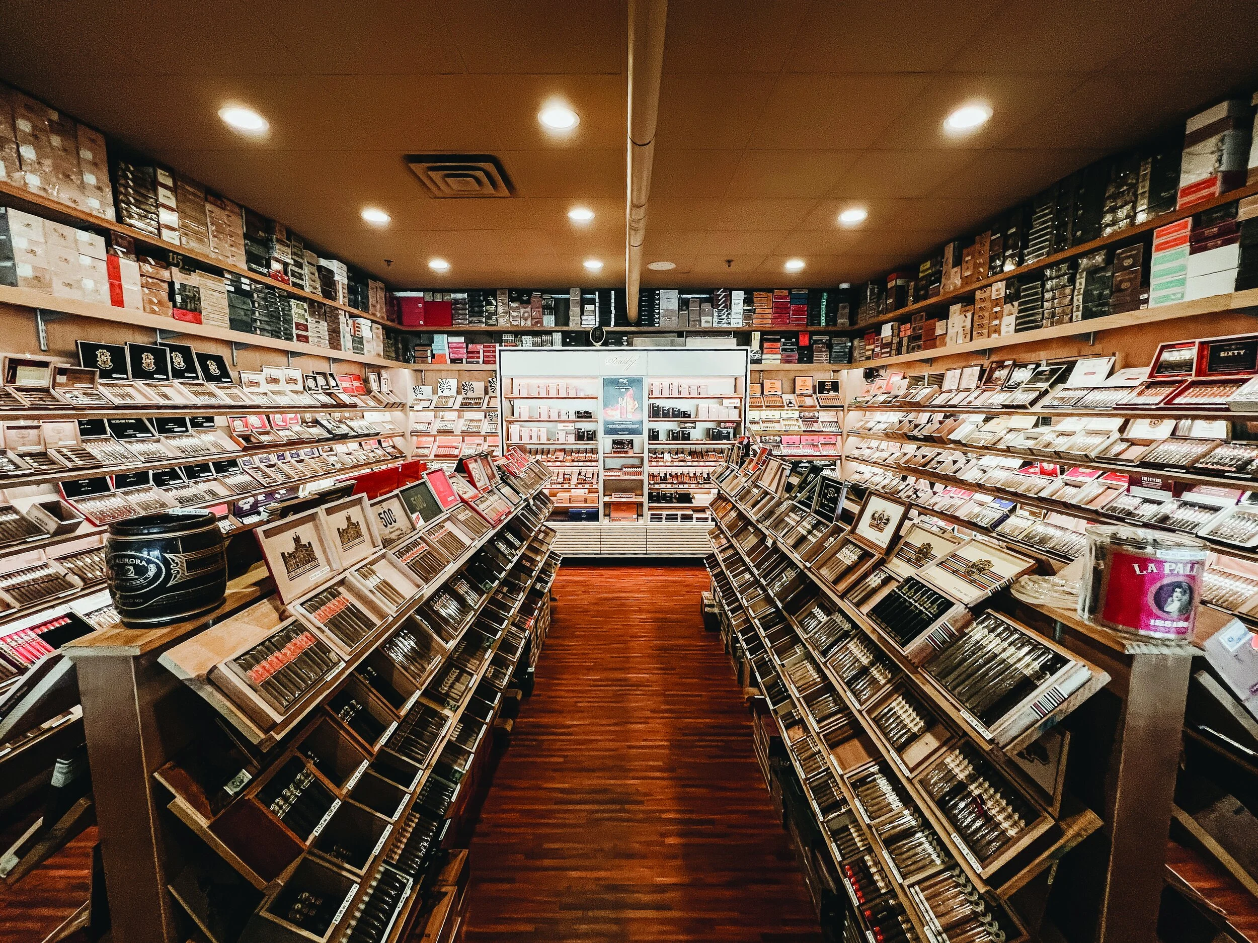 LOUNGE HIGHLIGHT: TOBACCO GROVE