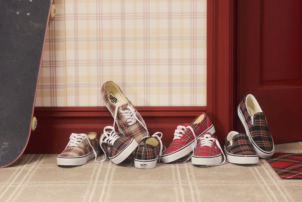 FA25_Lifestyle_Holiday_OffBody_PlaidPack_17B Large.jpeg