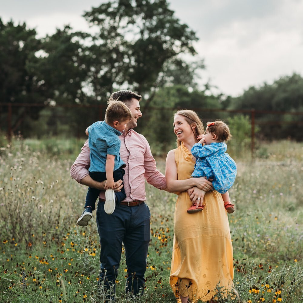 April Showers bring May Flowers (or Mosquitos 🙃)

#abbykennanphotography #sanantoniofamilyphotographer #sanantoniophotographer #family