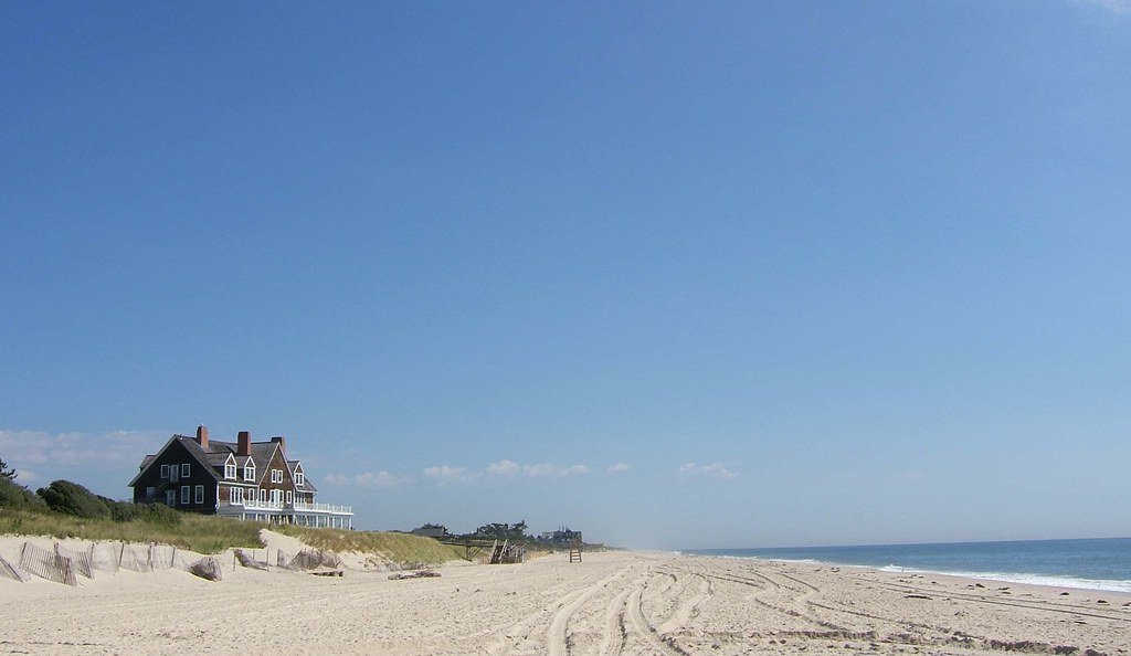 The Hamptons Wedding Photographer: Your Guide to Discover the Best