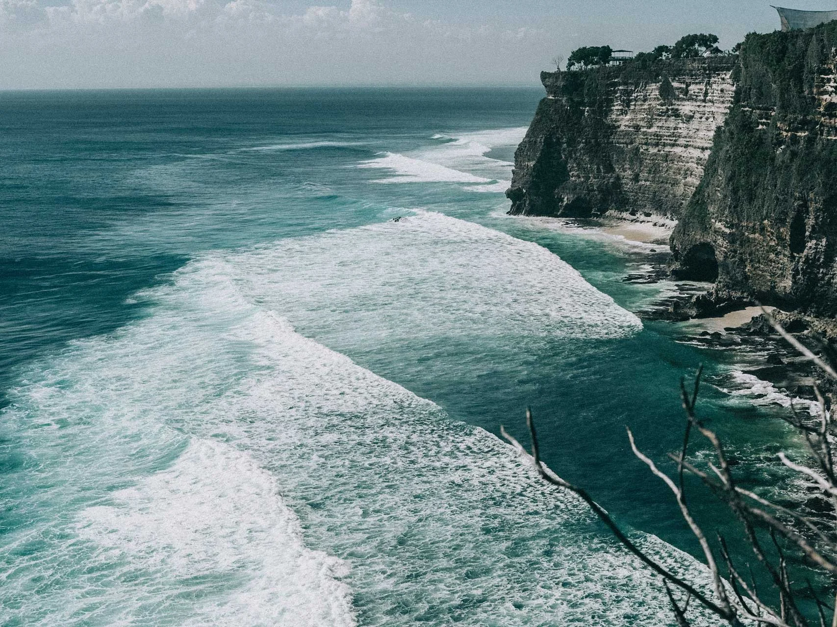 Uluwatu clips in bali