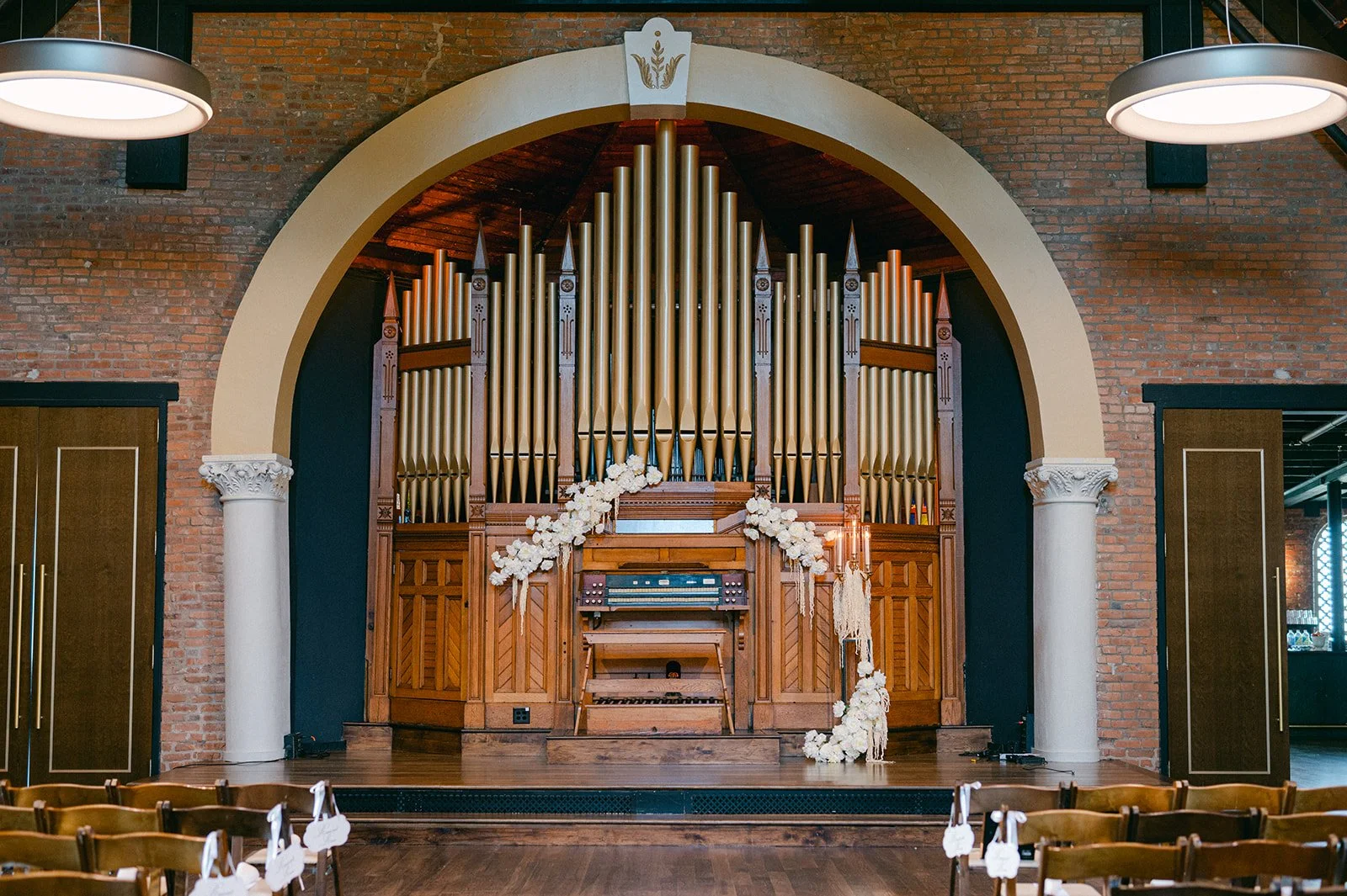 Modern Ceremony at Clementine Hall