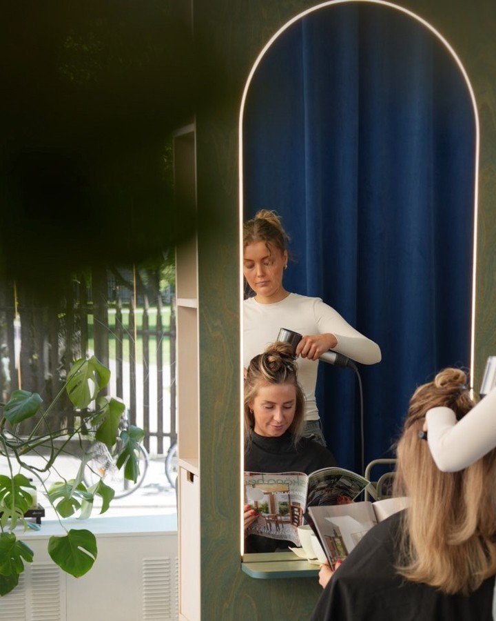 Glossy pages &amp; glossier hair 💨📖⁠
.⁠
.⁠
.⁠
.⁠
.⁠
.⁠
.⁠
.⁠
.⁠
.⁠
.⁠
.⁠
.⁠
.⁠
#hairdresser #magazine #blowdry #fris&ouml;rstockholm