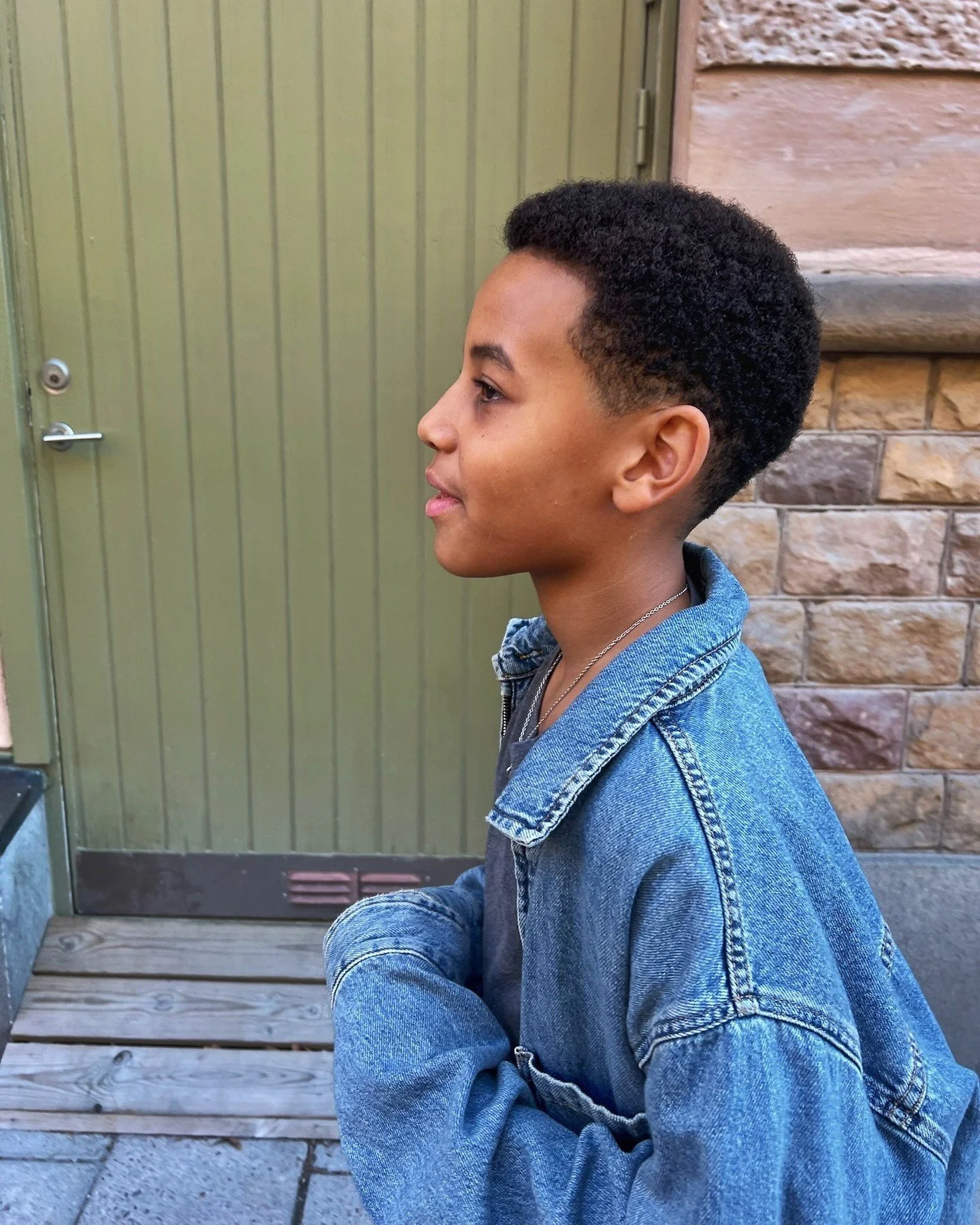 Short, sharp, and stylish, this little one&rsquo;s rocking it 🙌