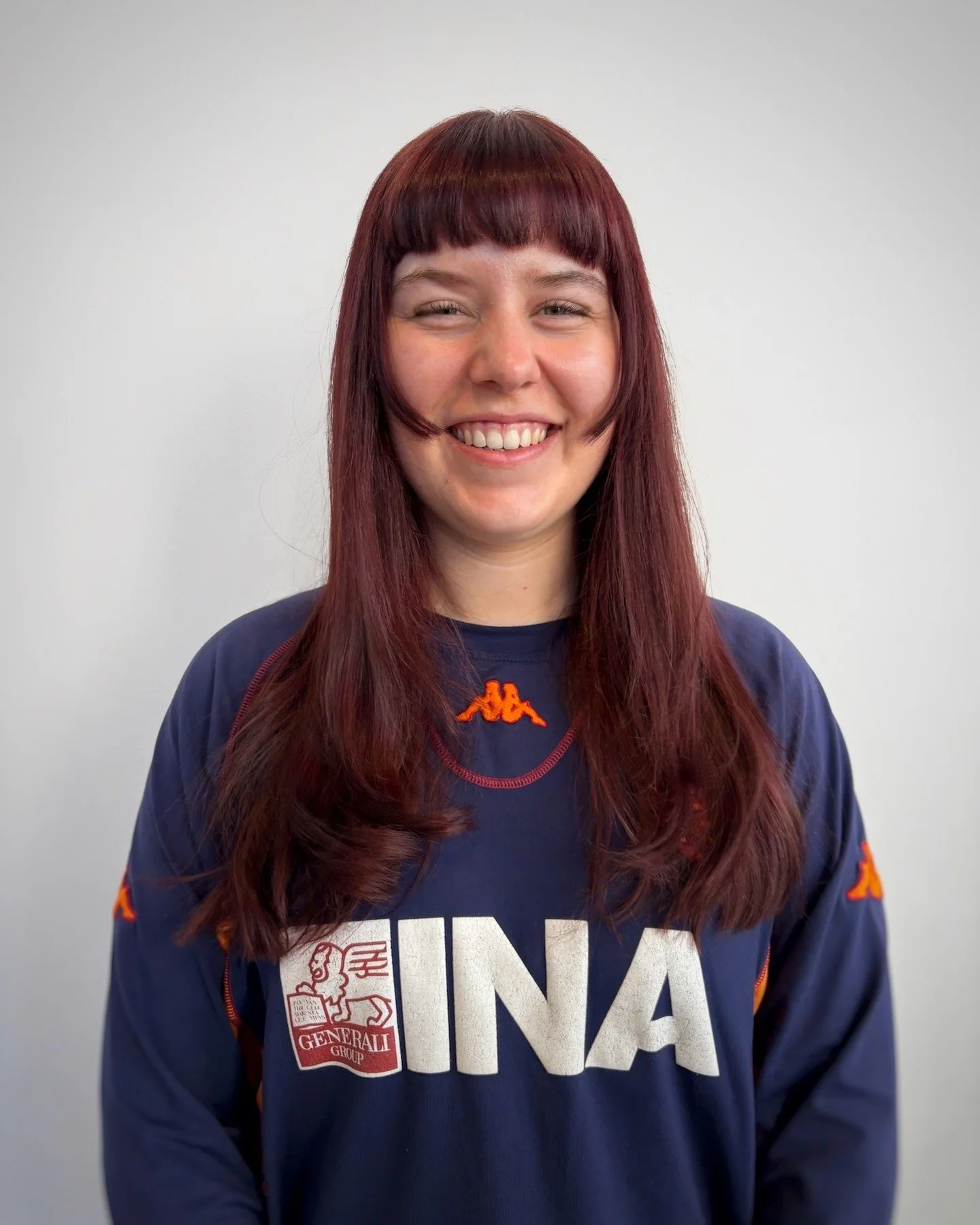 During Mathildes latest visit with Sandra, she received a fresh update to both her color and haircut, inspired by our latest SS26 collection 🍒