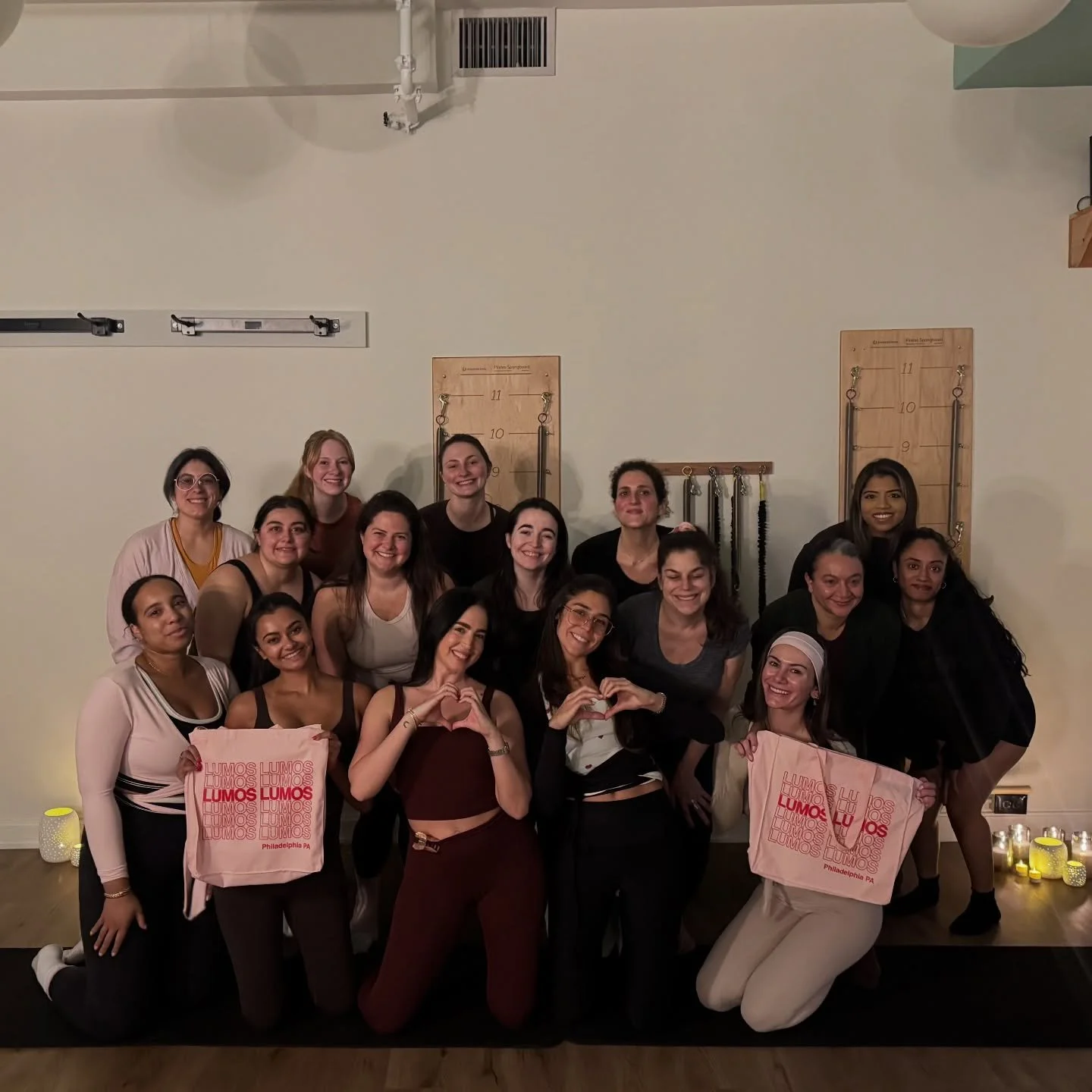 Pilates with our pal&rsquo;s was such a CUTEEE night with @ninapollutri 💓🌸🎀🩰 Should we have another friend date class?