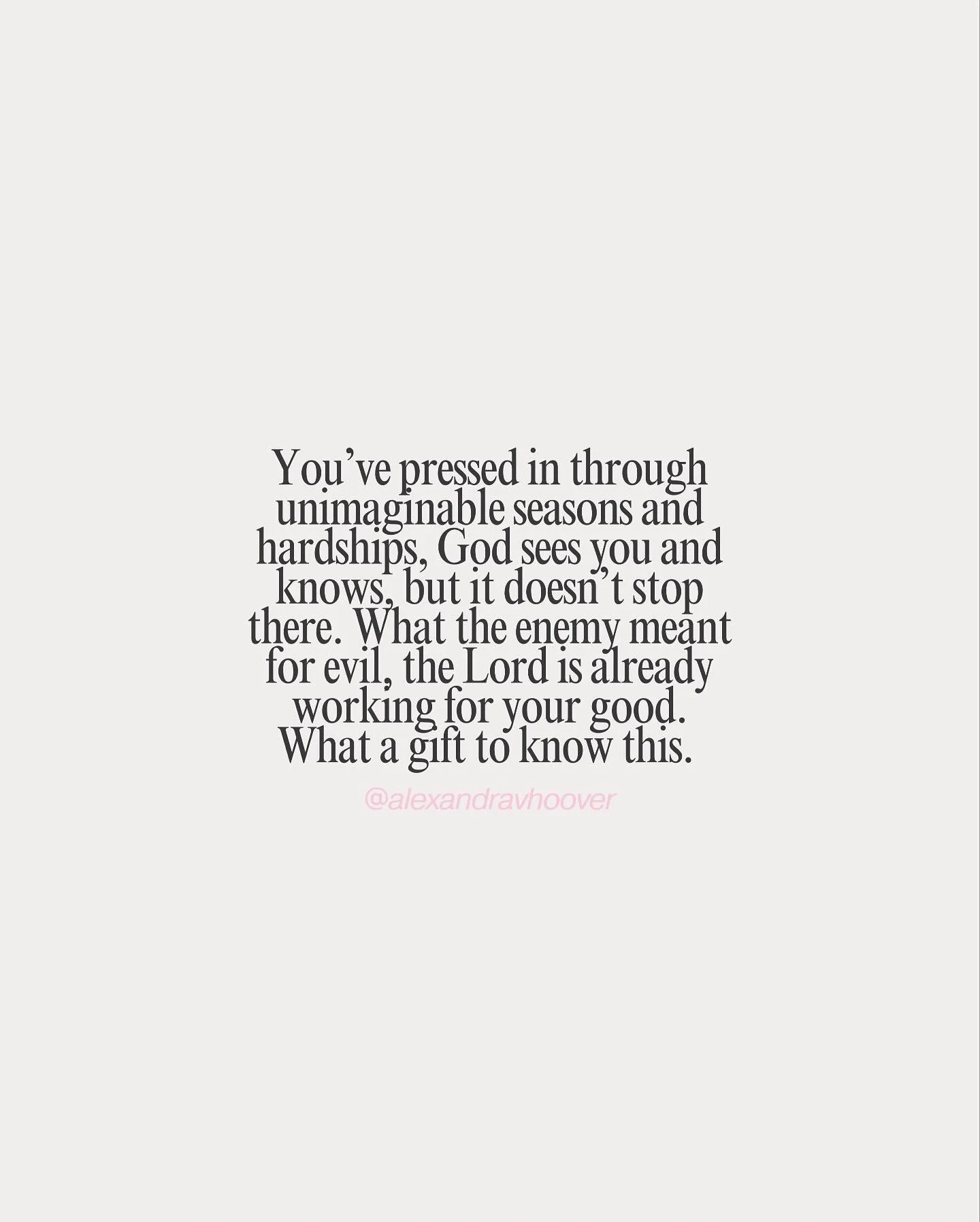 And then suddenly, you see God&rsquo;s hand in it all. Keep trusting Him, friend. He&rsquo;s here. 🖤

Share this with the friend &amp; save it for later. 

#jesus #christian #christiansofinstagram #dailyinspo #christianliving