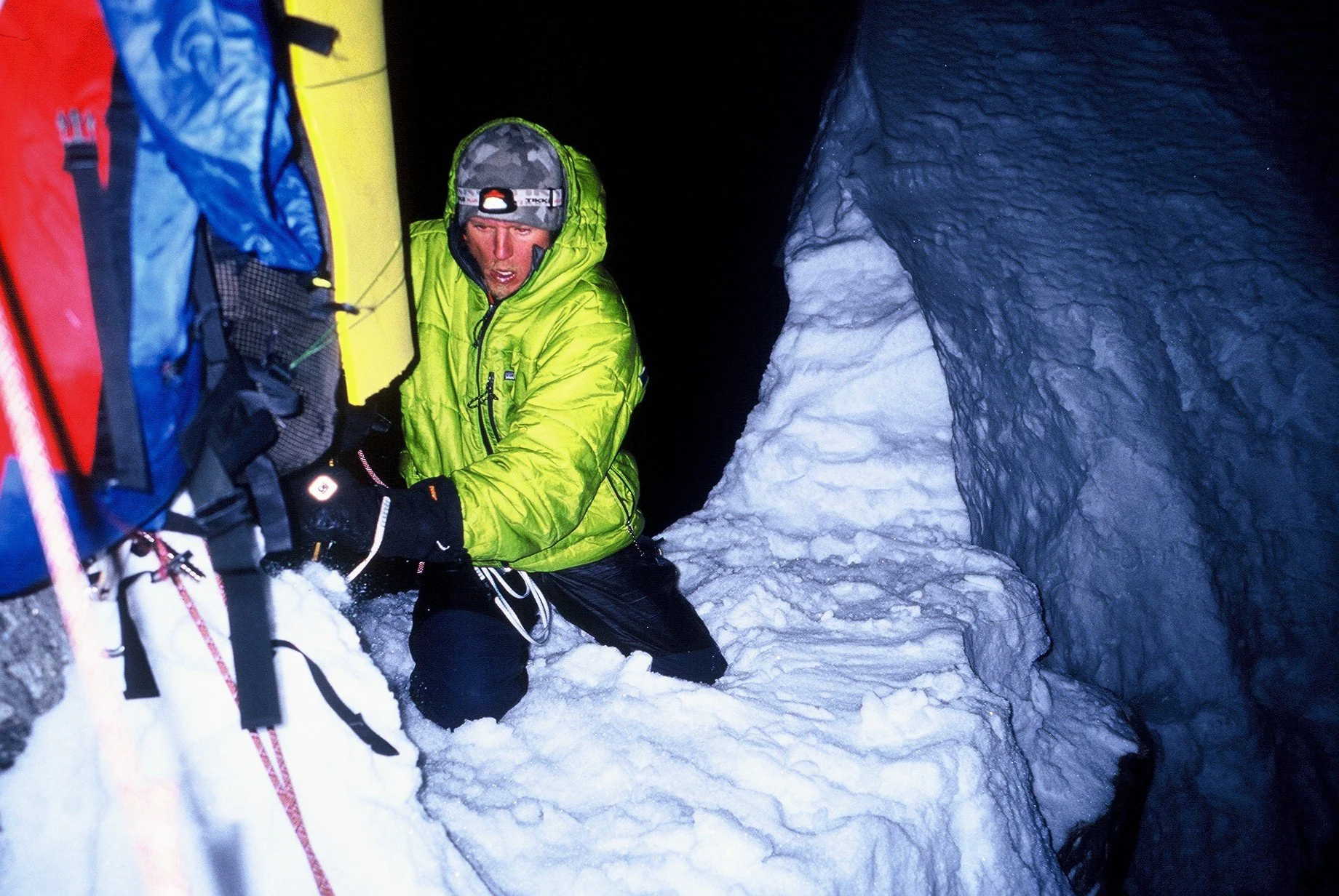 vince digging 4th bivy.jpg