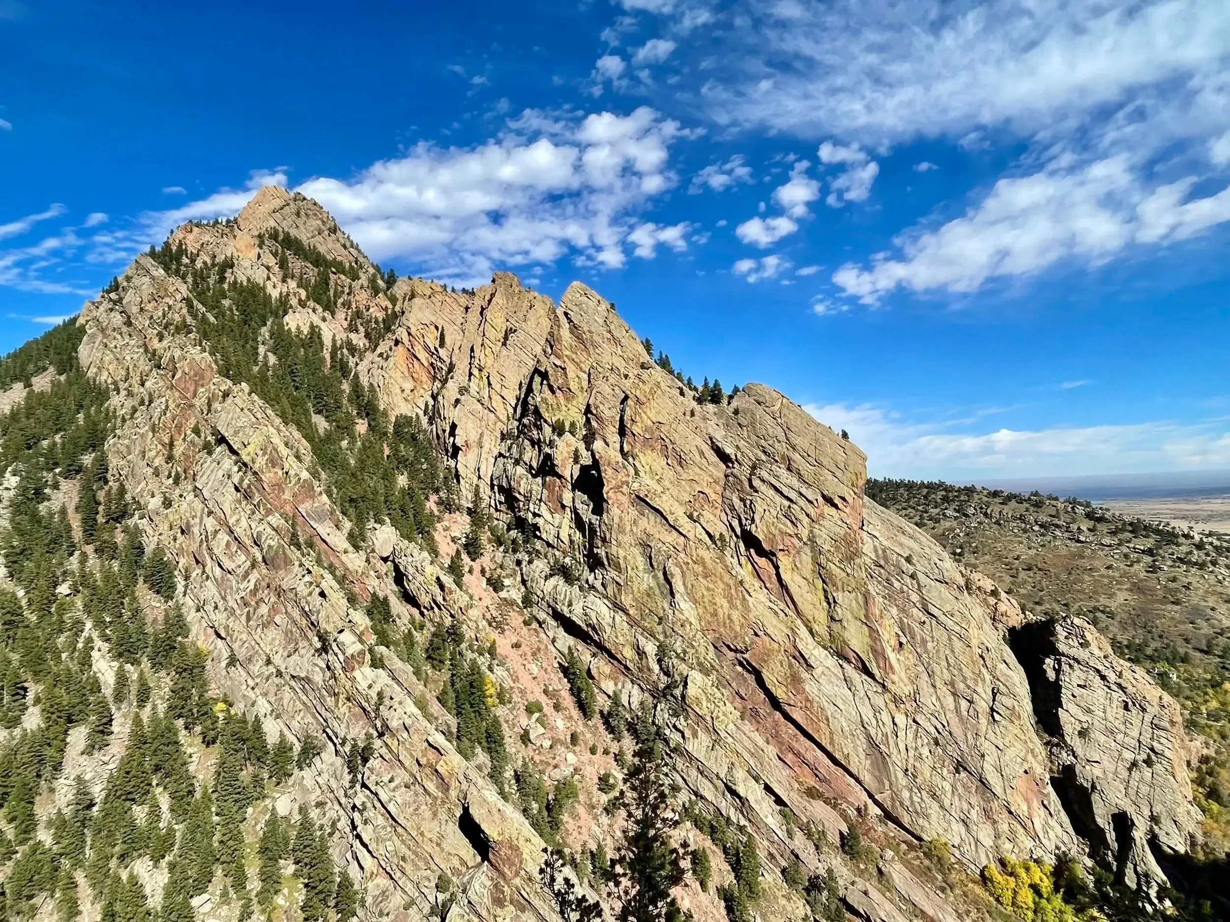 A view overlooking Eldorado Canyon State Park.