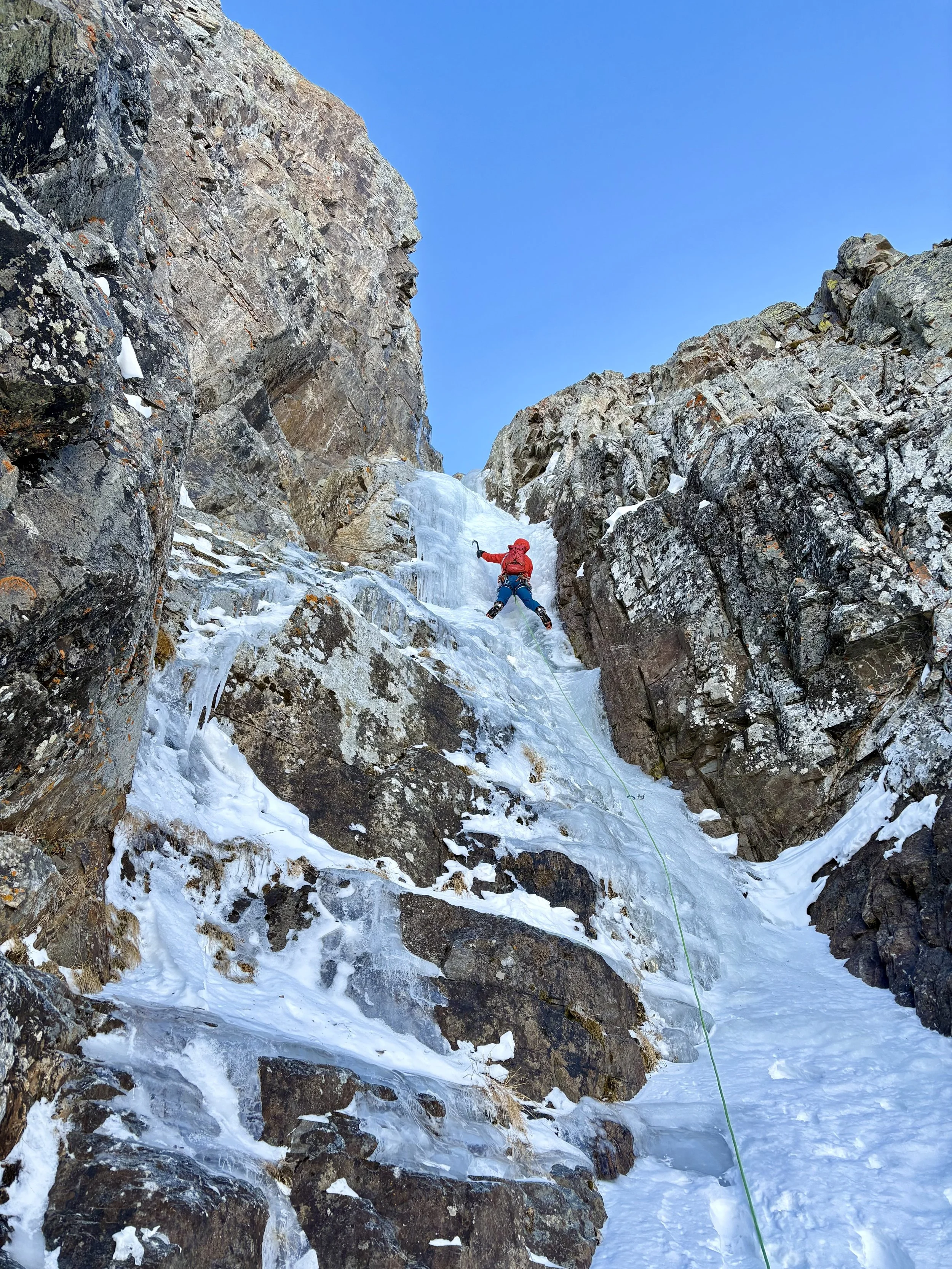 A guide leads the last pitch on Hoser's Highway in Eureka, Colorado.