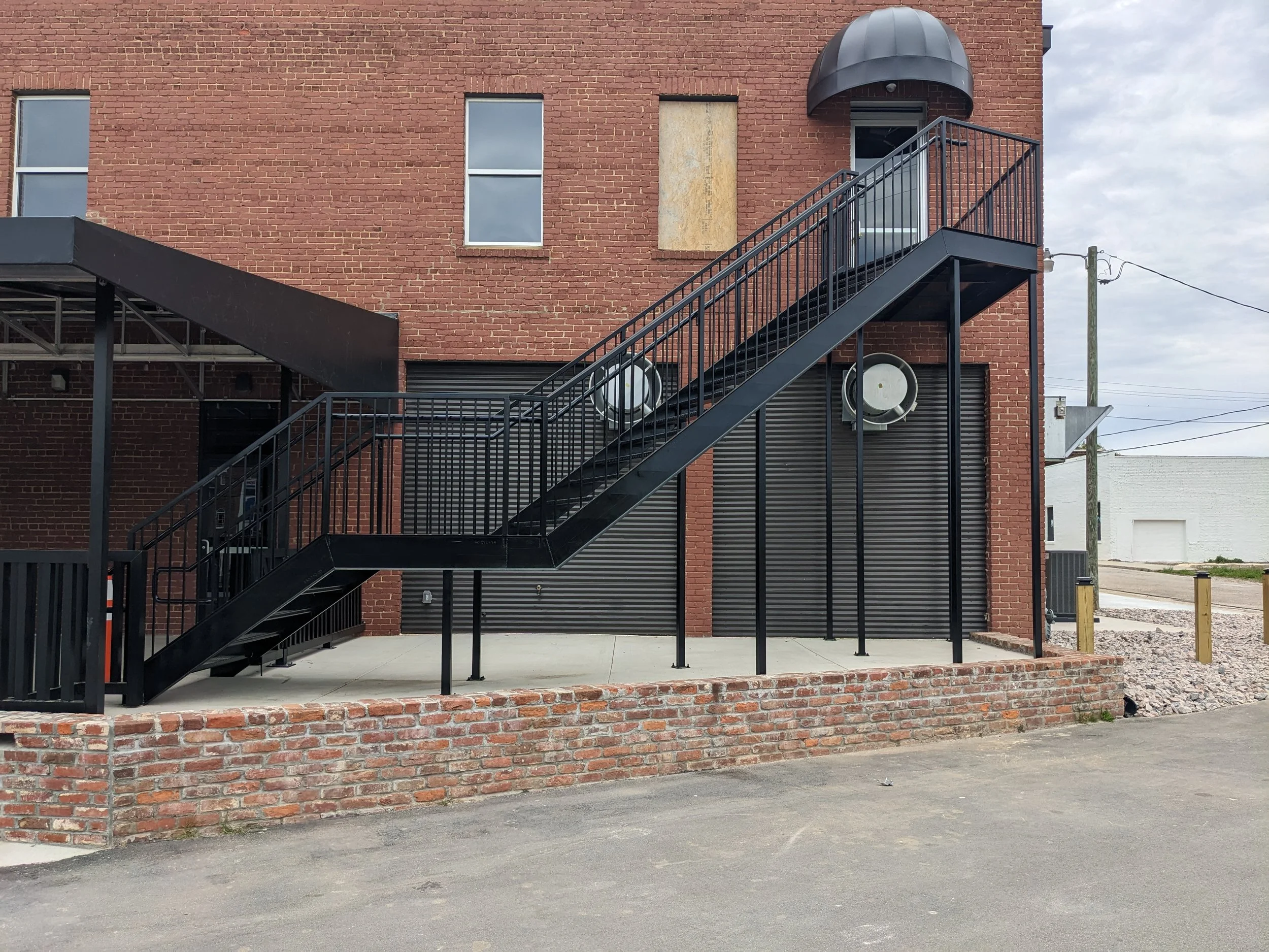 PXL_20230403_213534843.jpg
