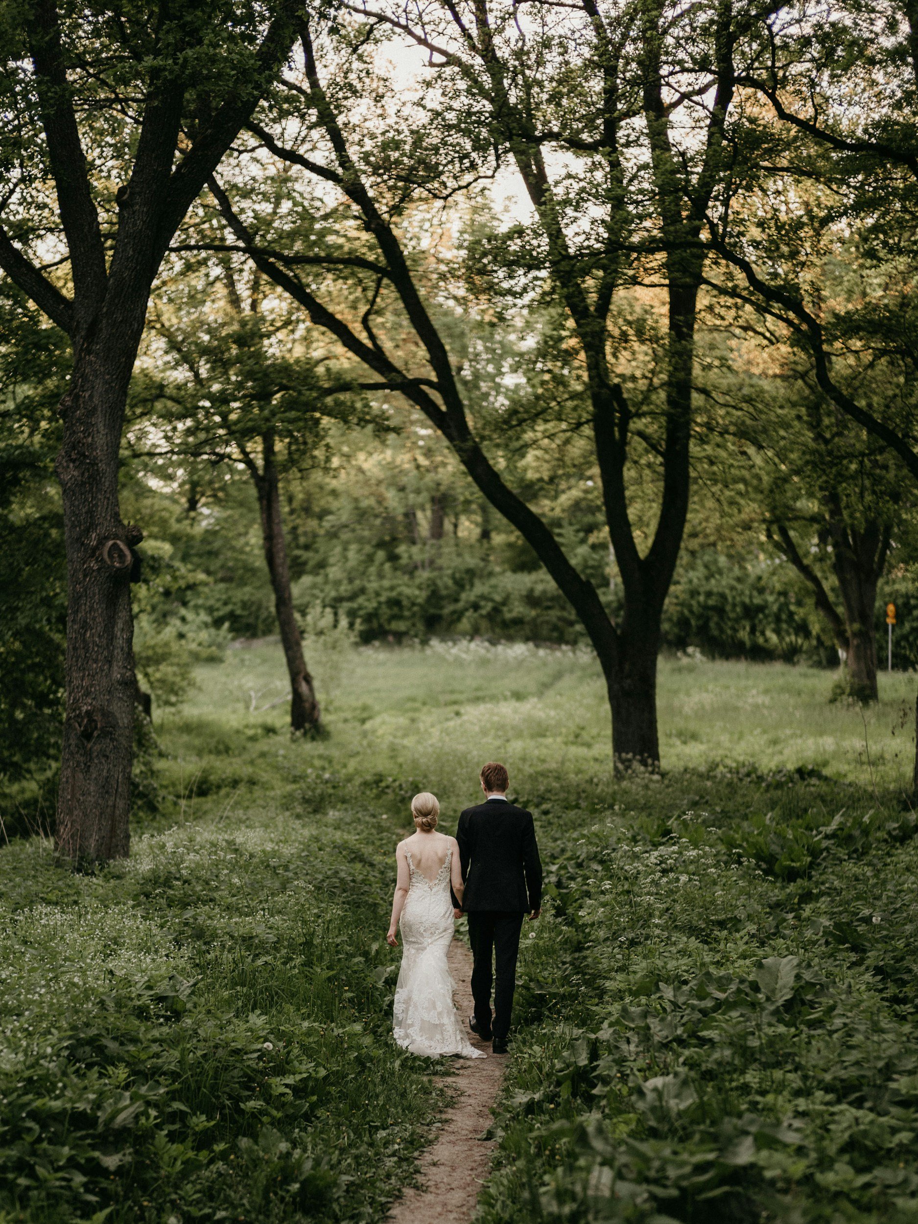 Northern Michigan Elopement Guide: Where to Stay, Elope &amp; Celebrate in Traverse City