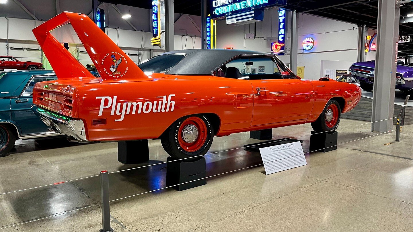 ☠️ Why drive when you can fly? 
#GraveyardCarz #WingedWednesday #Superbird #MoparOrNoCar @dreammakergyc @OfficialMopar @Autometaldirect @ClassicIndustries @MotorTrendTV