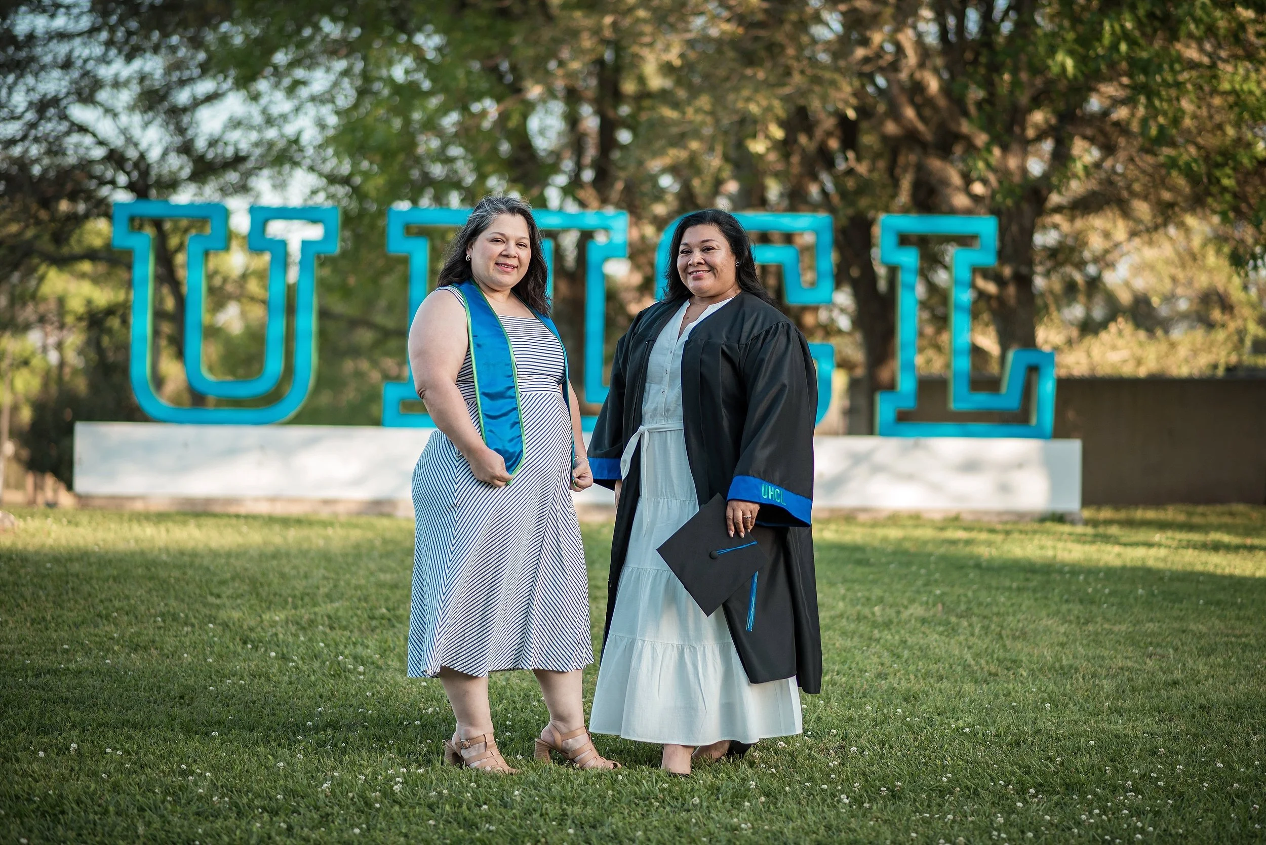 University of Houston–Clear Lake Graduation Photos | Houston Senior Photographer | Inspiring Education Graduates