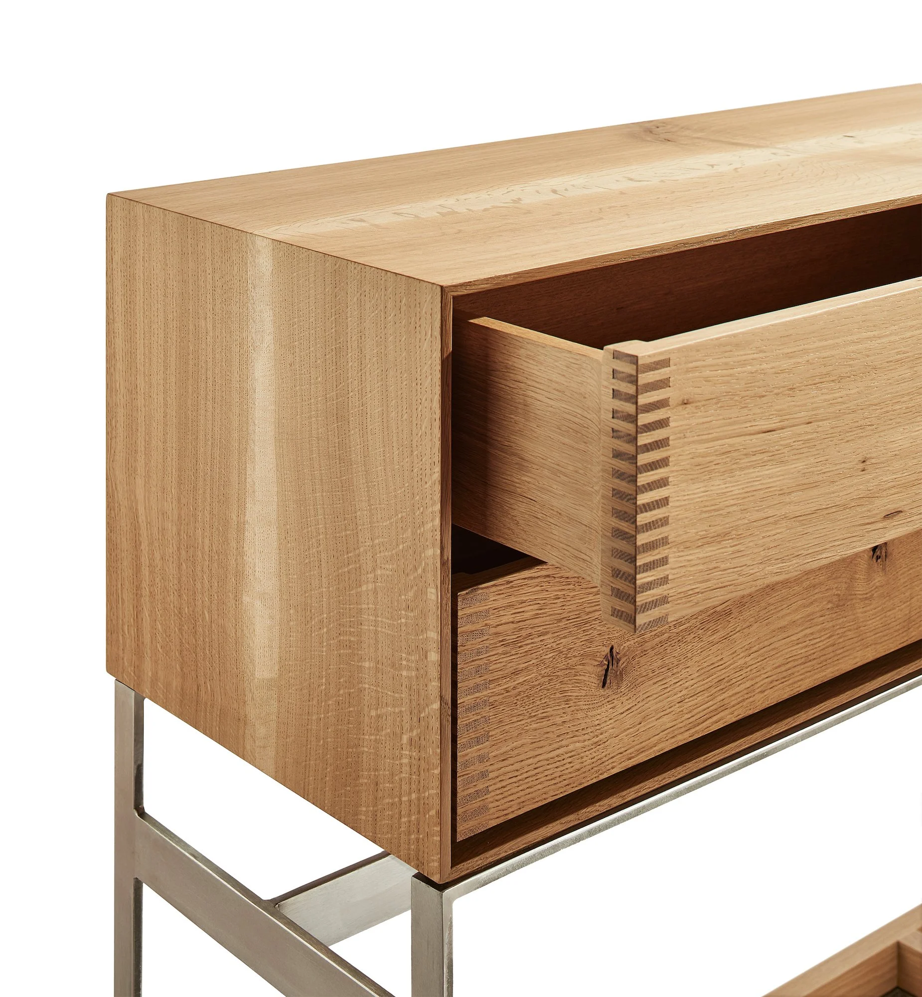 https://images.squarespace-cdn.com/content/v1/61d4a0283f236a06d7184d45/1641324642731-10WZA7RTEQGZ1M5IMG9S/box-joints-drawers-danish-dovetail-4.jpeg?utm_source=chatgpt.com