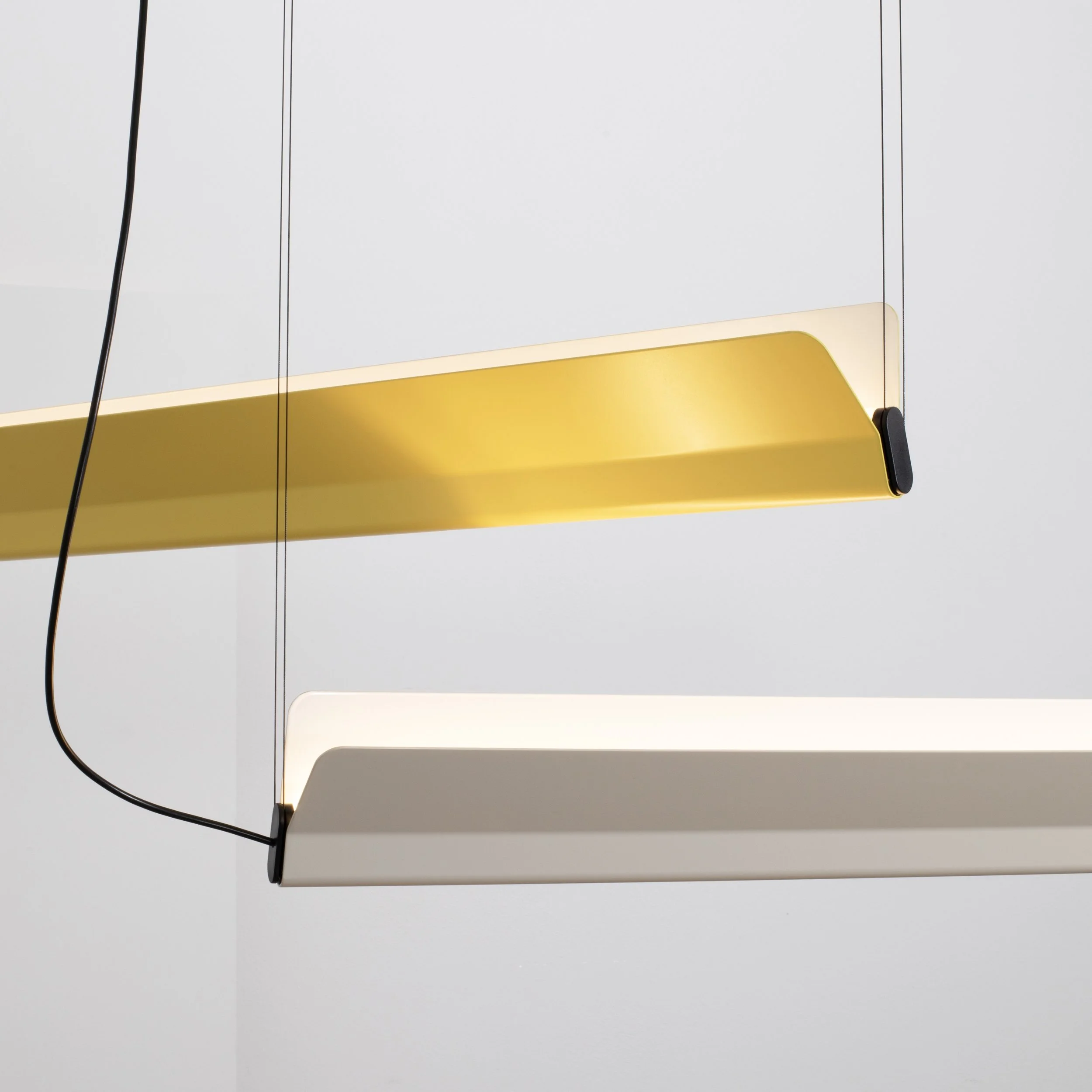 EDI_TION Aust und Amelung - Tischleuchte SALTO