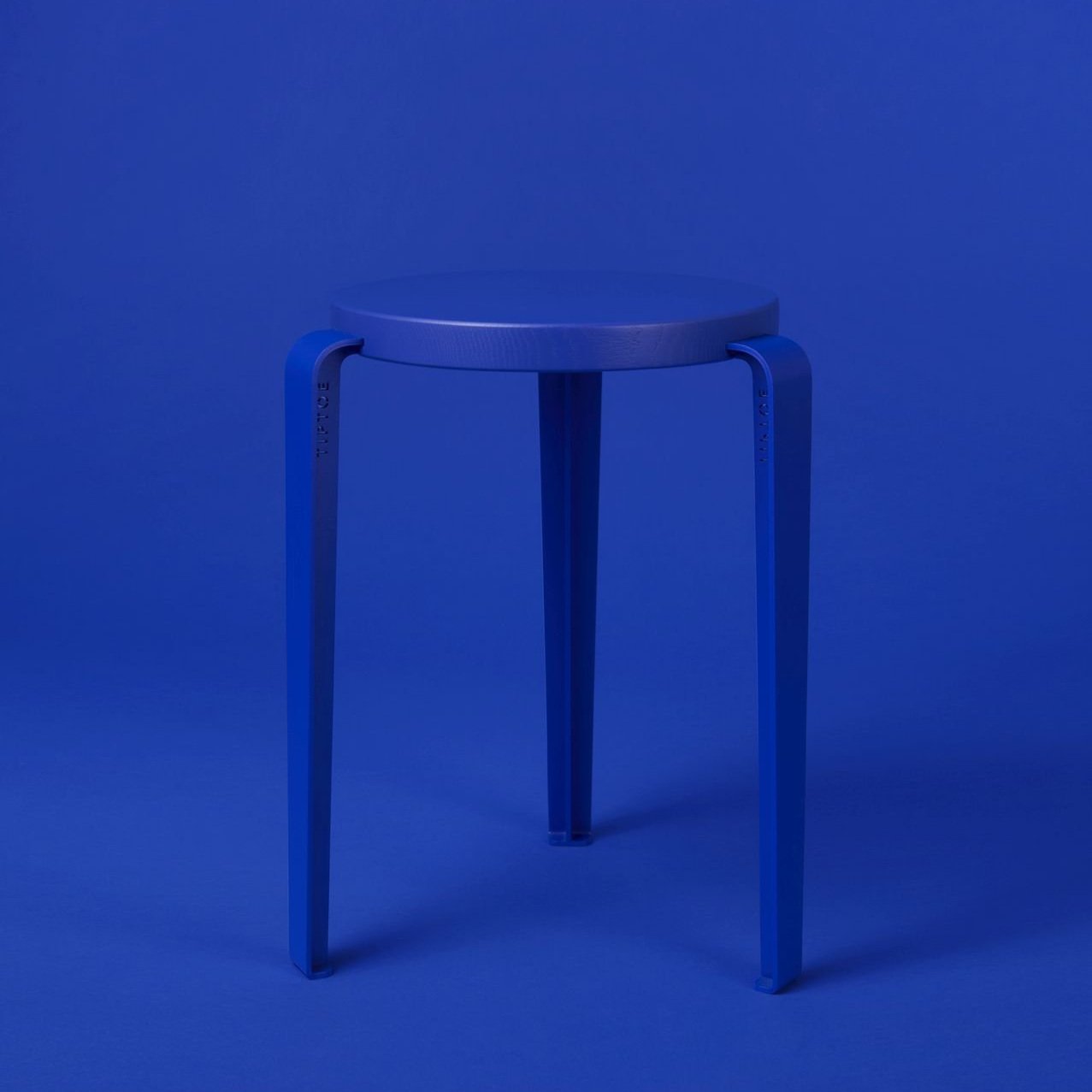 TIPTOE_Klein+Blue_LOU+stool+%283%29.jpg