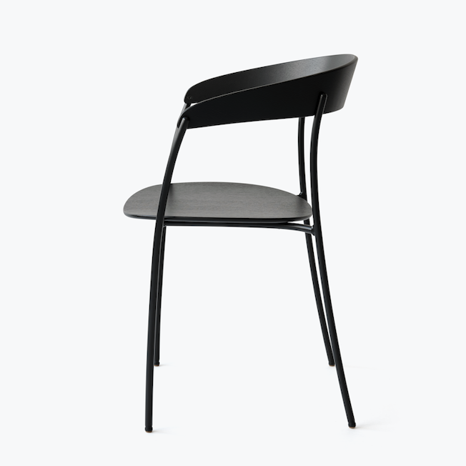 diewohnerei-newworks-stuhl-missing-armchair-schwarz-seite.png