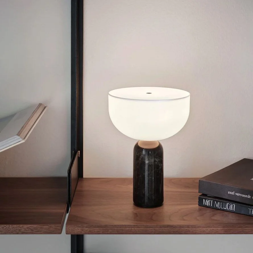 diewohnerei-newworks-tischlampe-kizu-portable-black-marble-mood.JPG