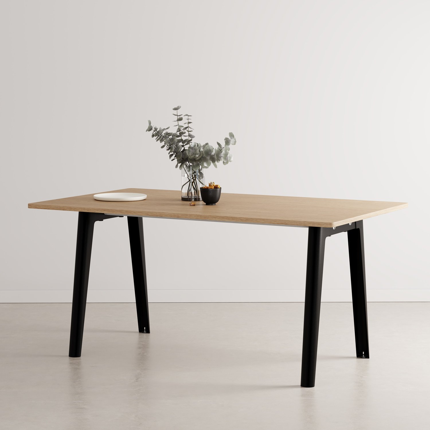 die-wohnerei-tiptoe-esstisch-new-modern-160x95-schwarz.jpg