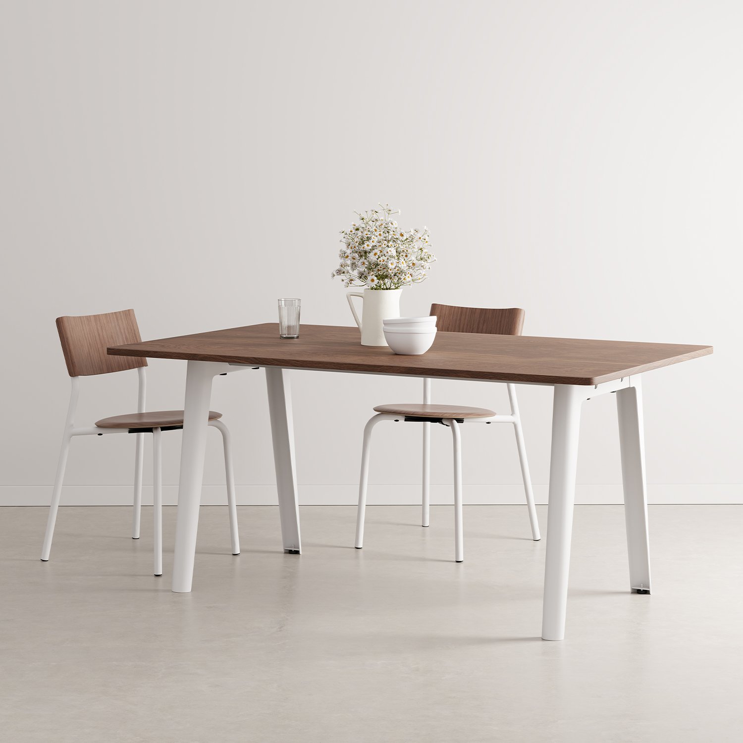 die-wohnerei-tiptoe-esstisch-new-modern-walnuss-160x95-weiss-mood.jpg