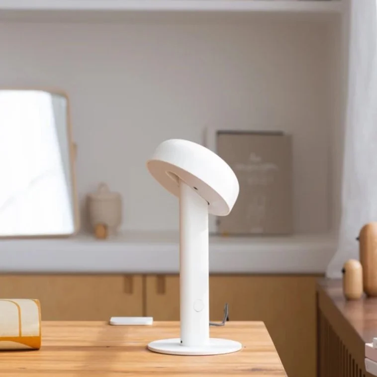 diewohnerei-tiptoe-lampe-nod-weiss-mood.jpg