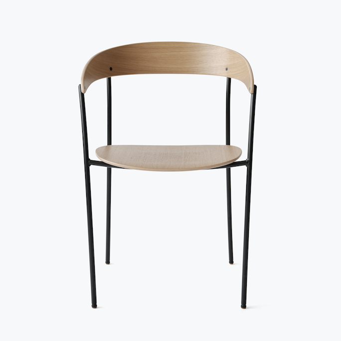 diewohnerei-newworks-stuhl-missing-armchair-eiche-frontal.png