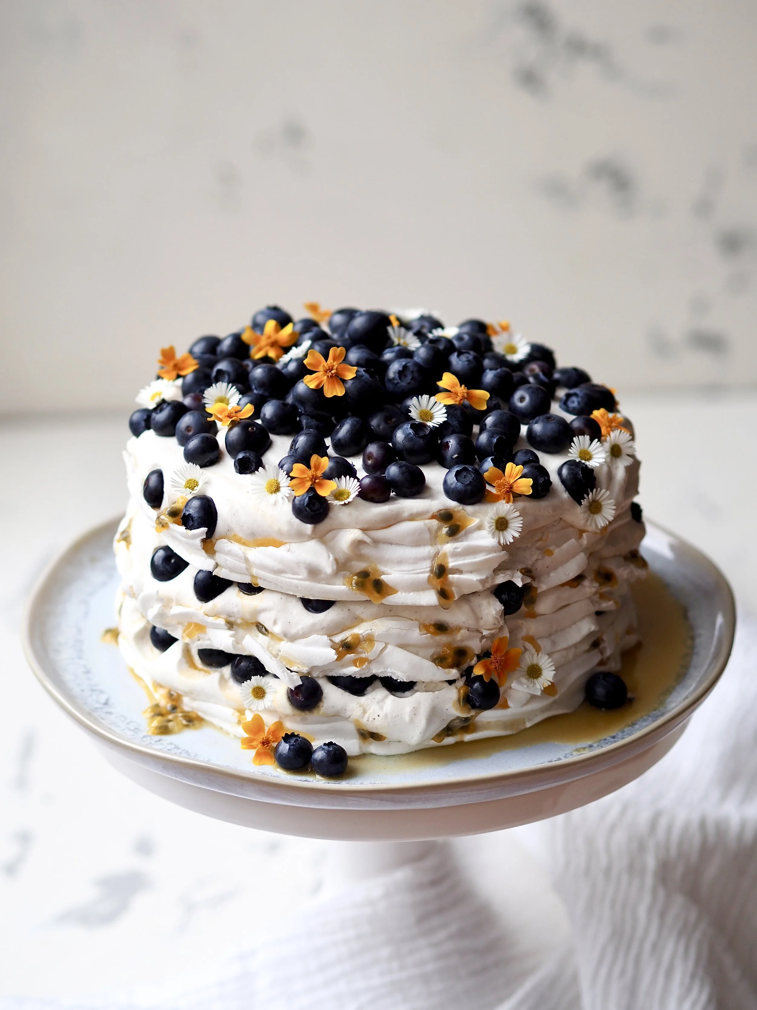 Pavlova Torte