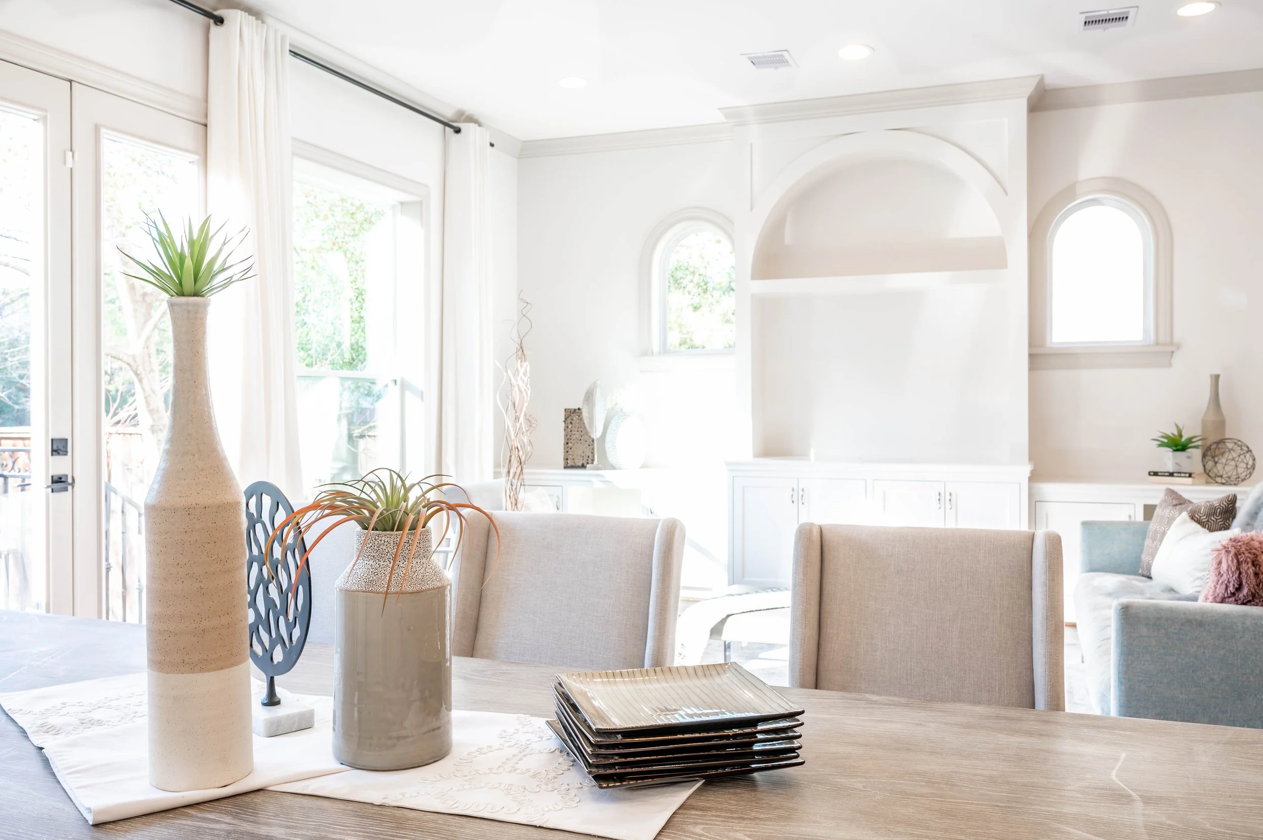 124 White Dr-26.jpg