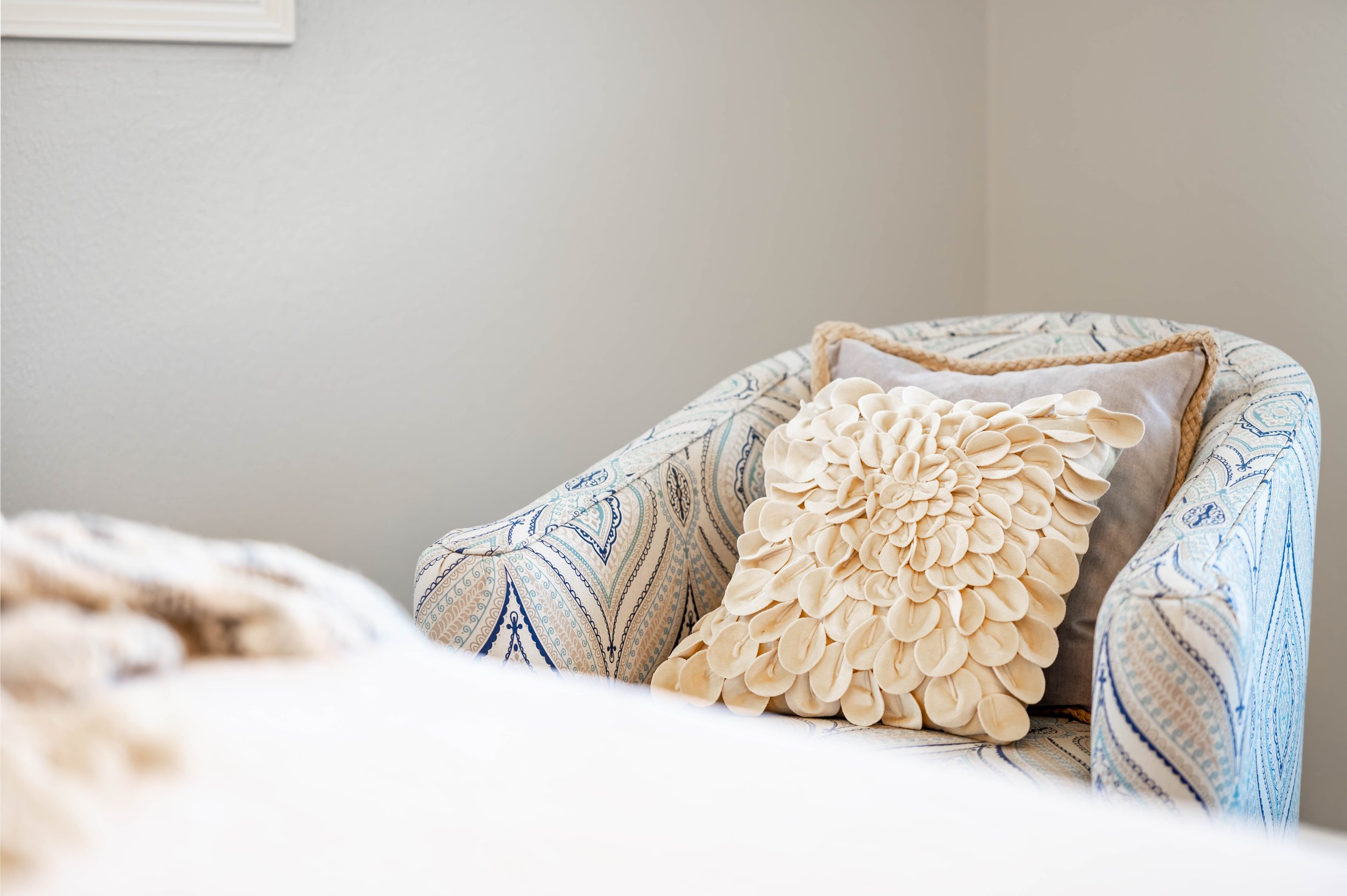 970 Chamboard Ln-43.jpg