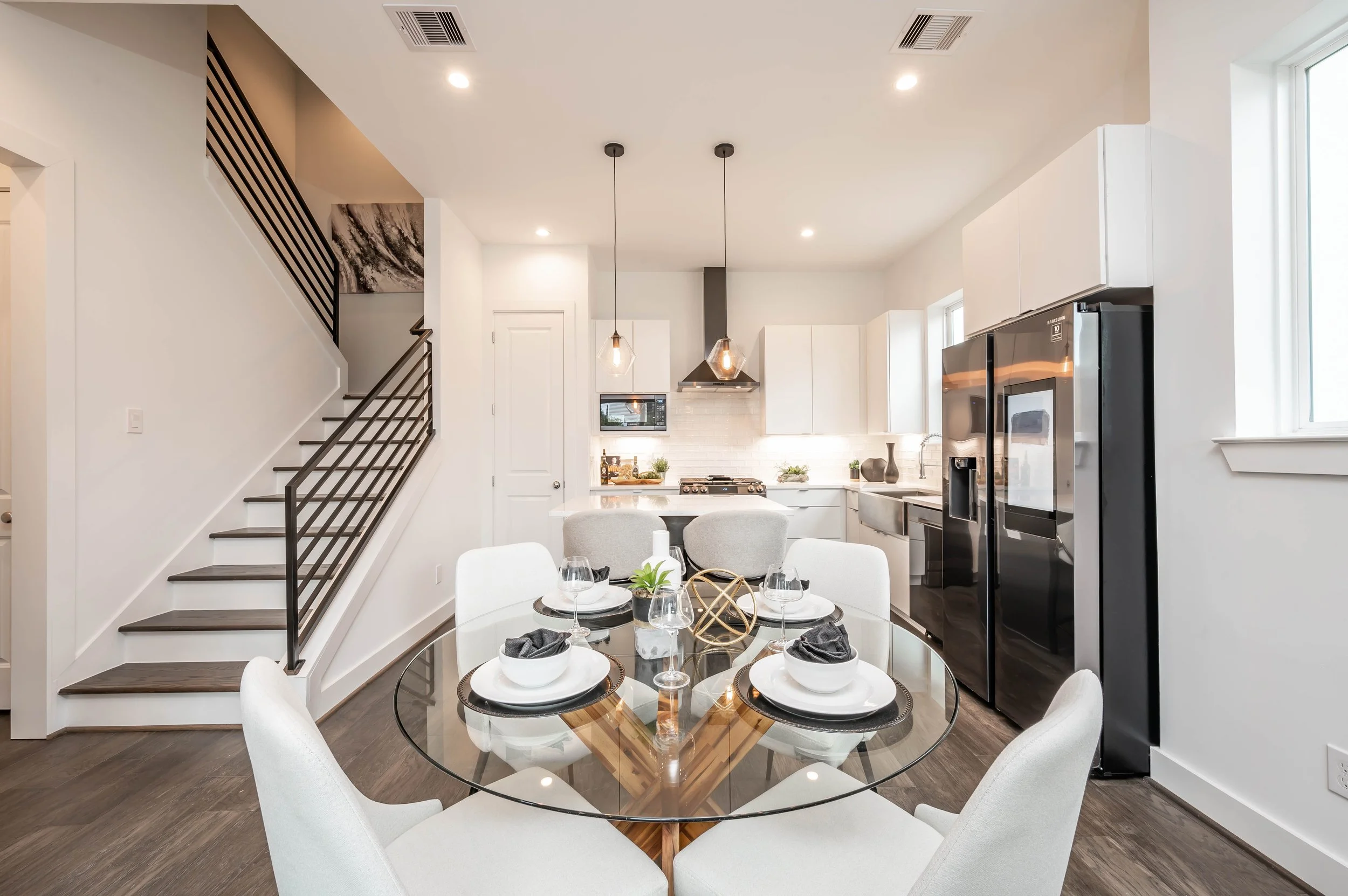 5863 Dolores St-25.jpg