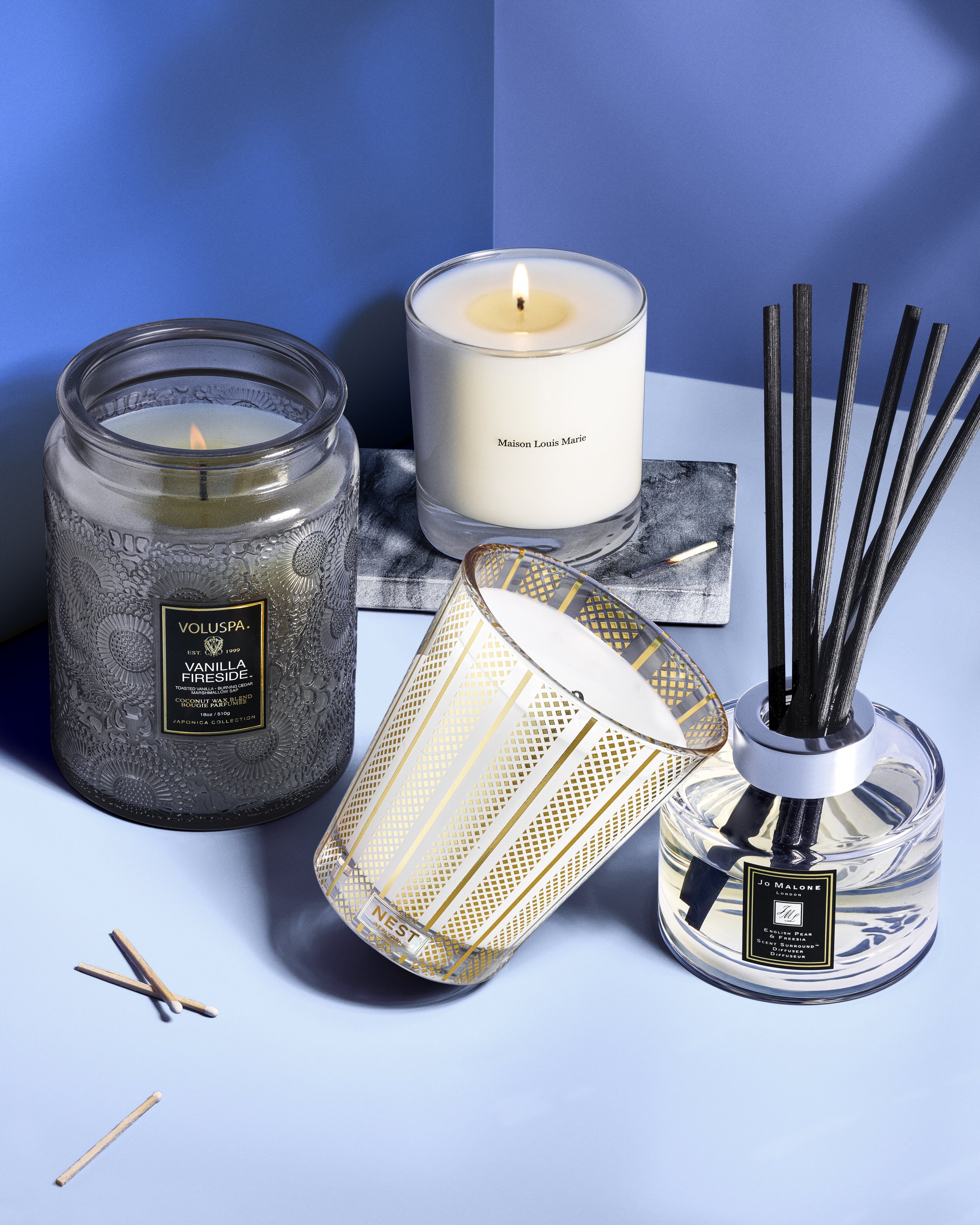 12.06.21_WeeklySocial_HolidayCandles_R2.jpg
