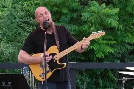 Patio Sessions w/ Keith Mclinden