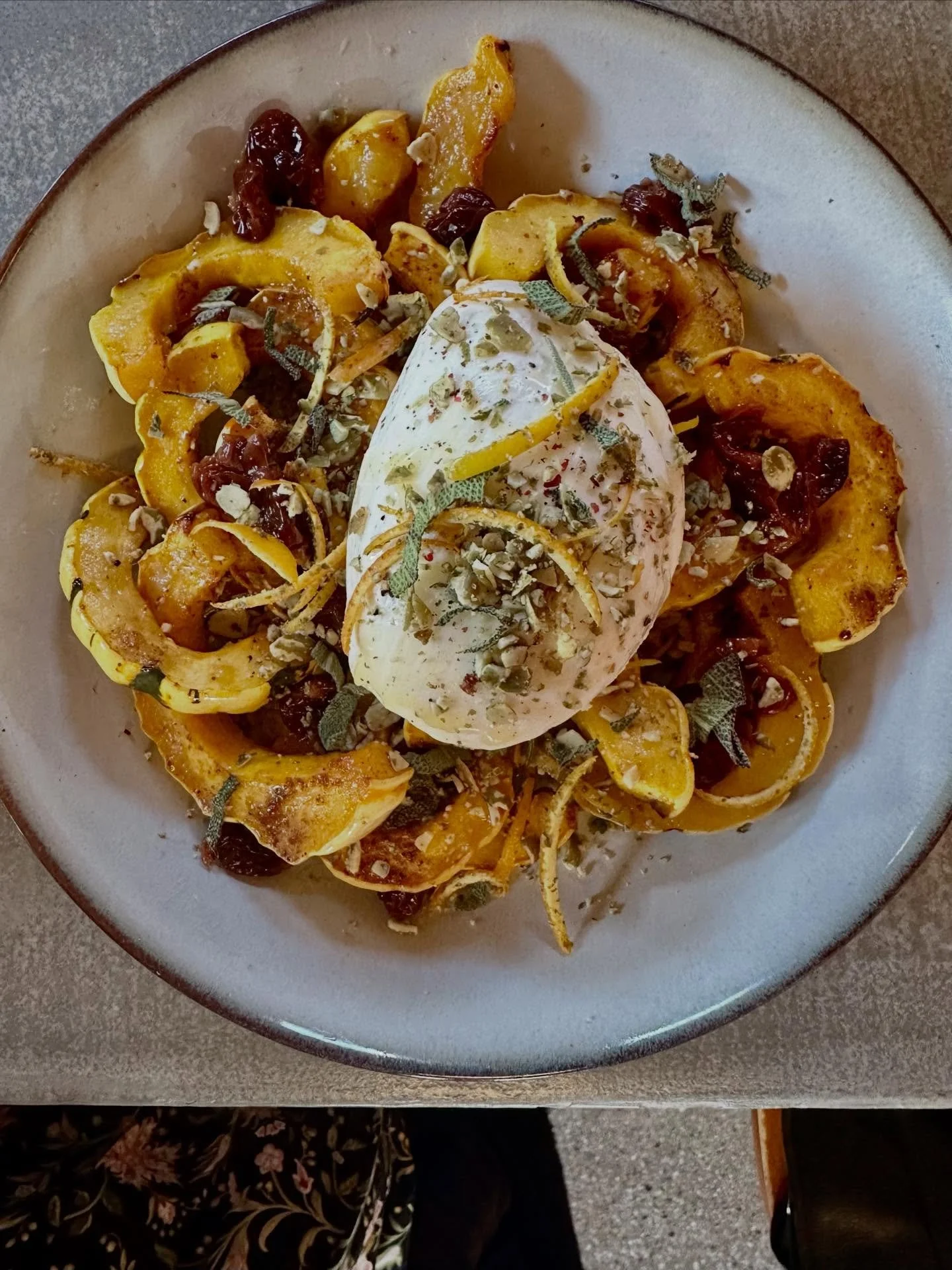 Extra Special for the weekend! 

🎃 Roasted Delicata squash with pickled craisins and burrata, finished with brown butter and pepita&ndash;sage gremolata.