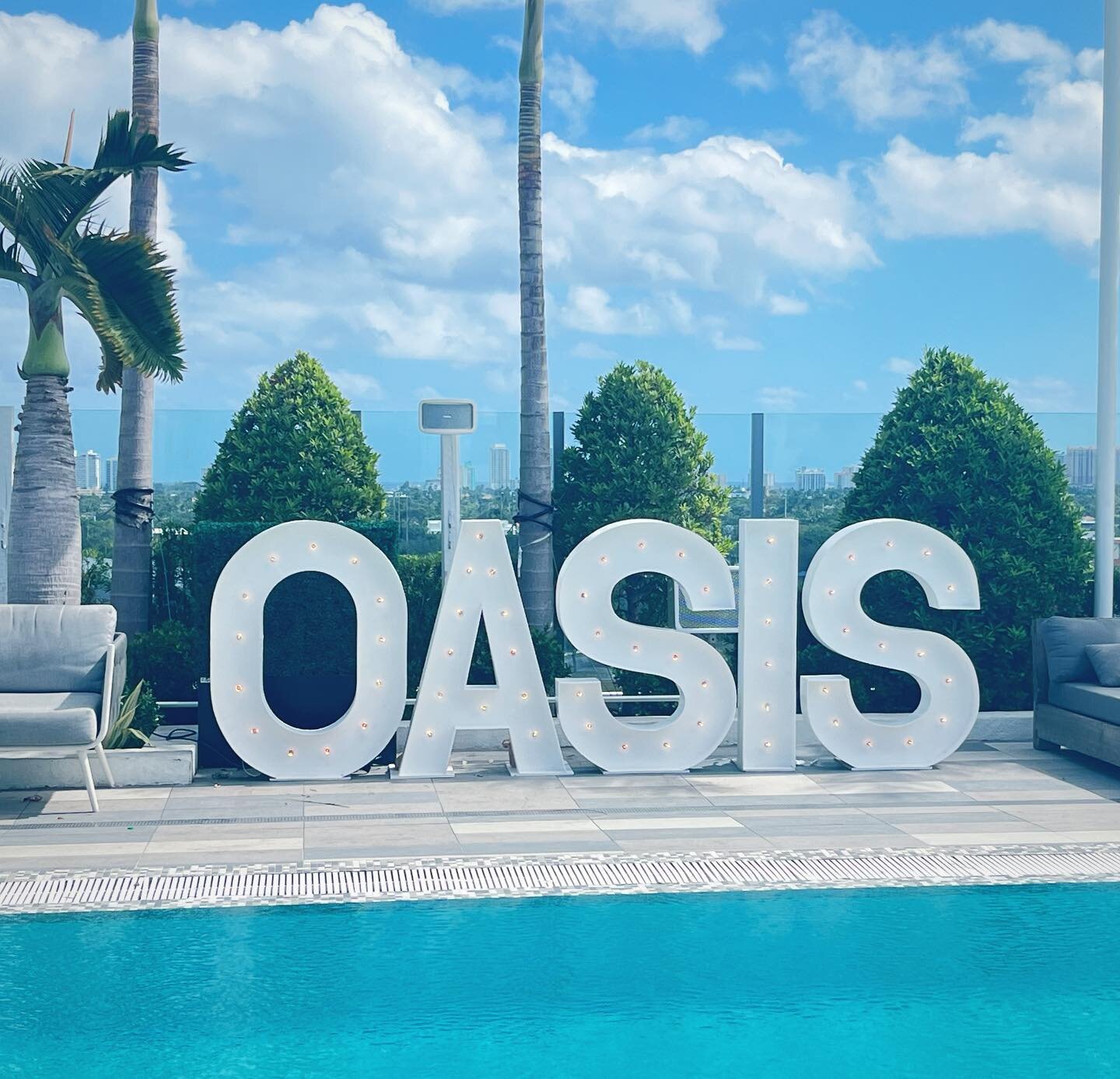 Make a statement with our 4 ft marquee letters, available for rental or purchase 
 #marqueeletters #eventdecor #partyrental #fortlauderdale #poolpartydecor #oasis