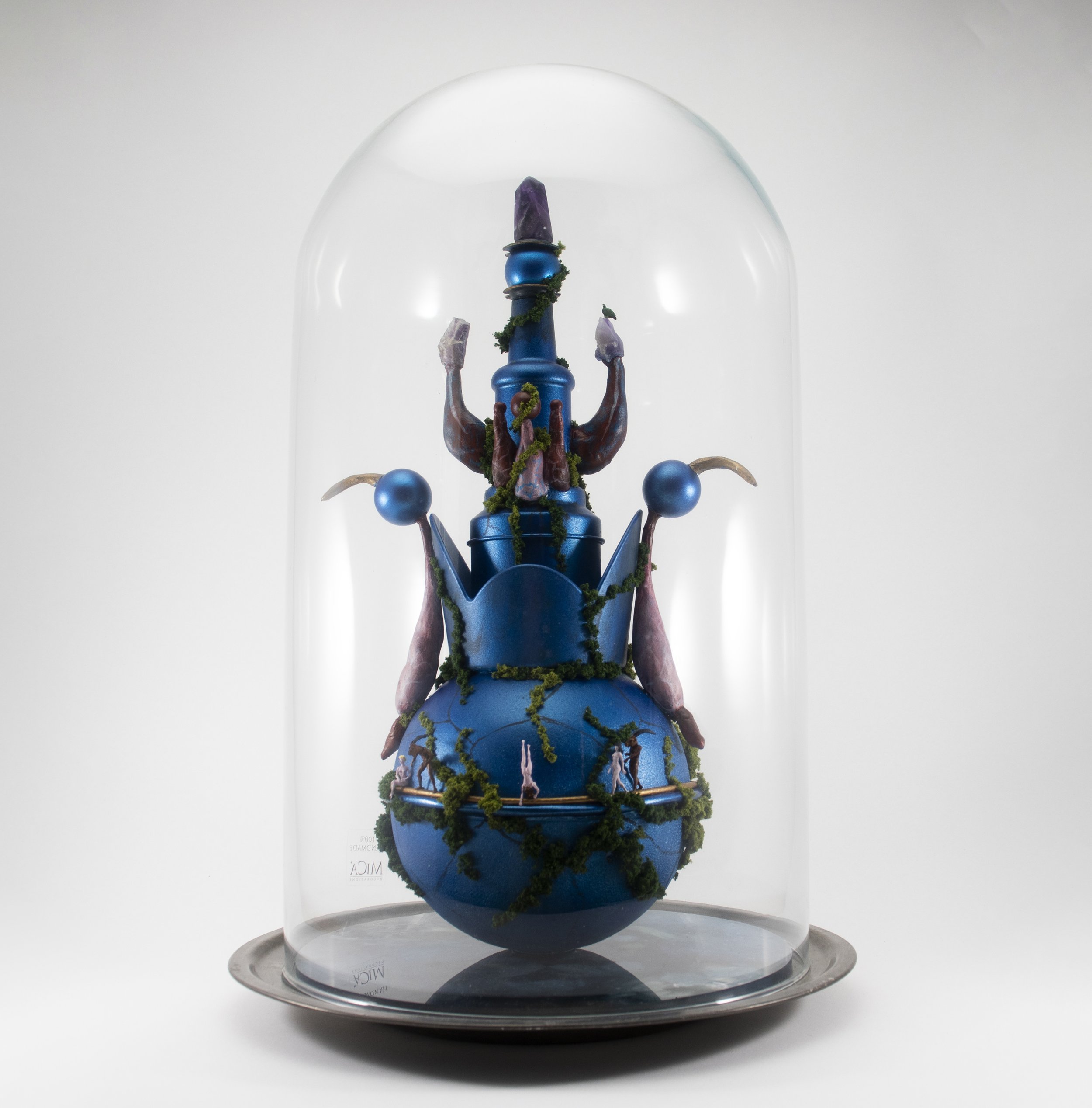 Fountain of earthly delights