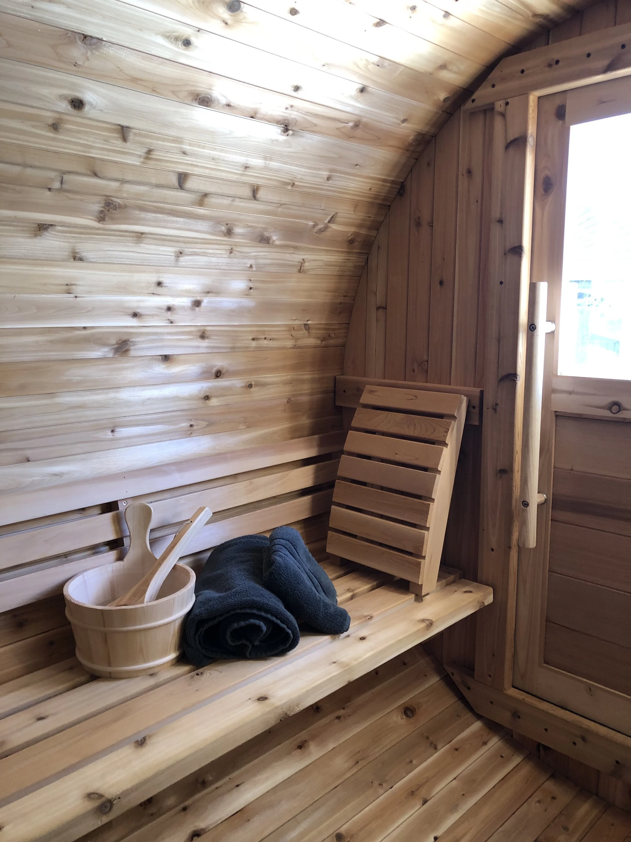 What to bring to your next mobile sauna rental session.