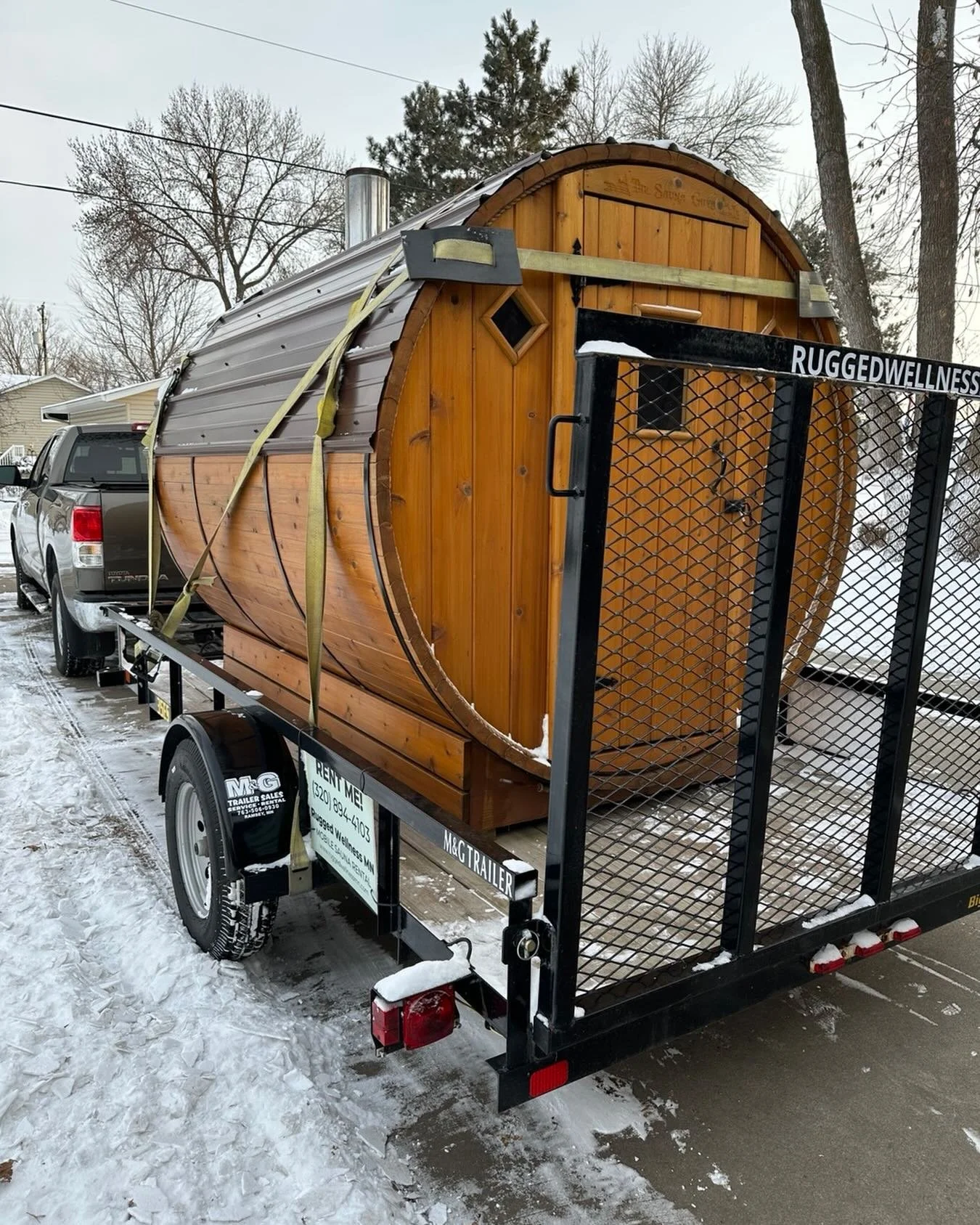 The sauna is busy around the holidays, so we mostly see it all hooked up and ready to roll. Thank you to all those that have rented from us and joined us at our events this year - we appreciate you! 

#ruggedwellnessmn #mobilesauna #holidays #gratitu