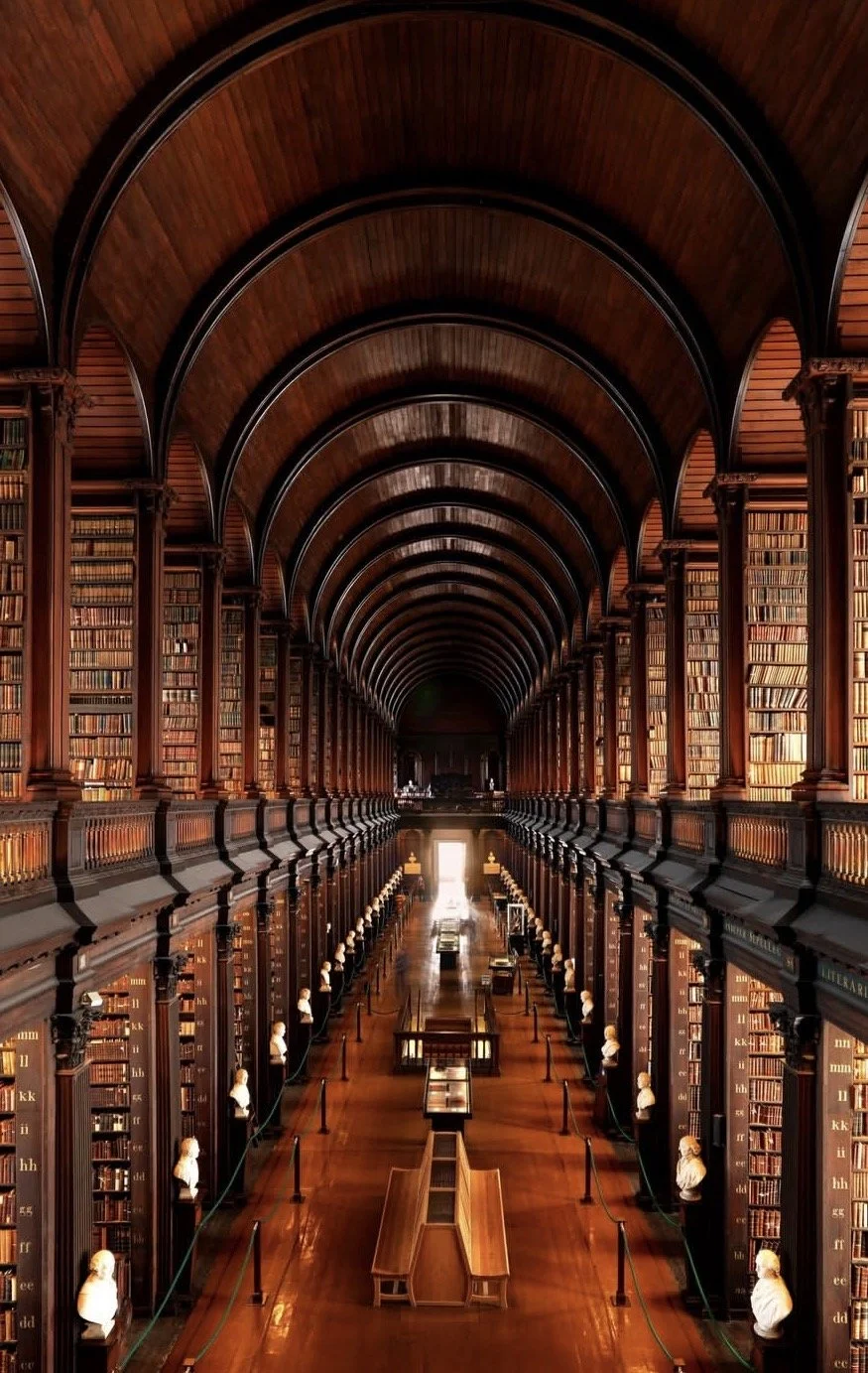 ROOV_Website_Roovmail_Jens Favorite Things—Library.jpg