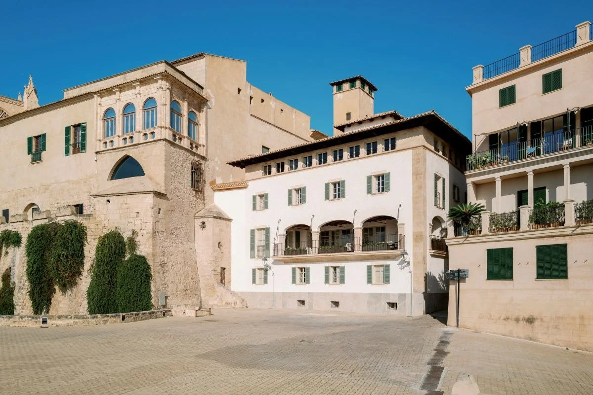 imgi_1_vestige-miramar-mansion.jpg